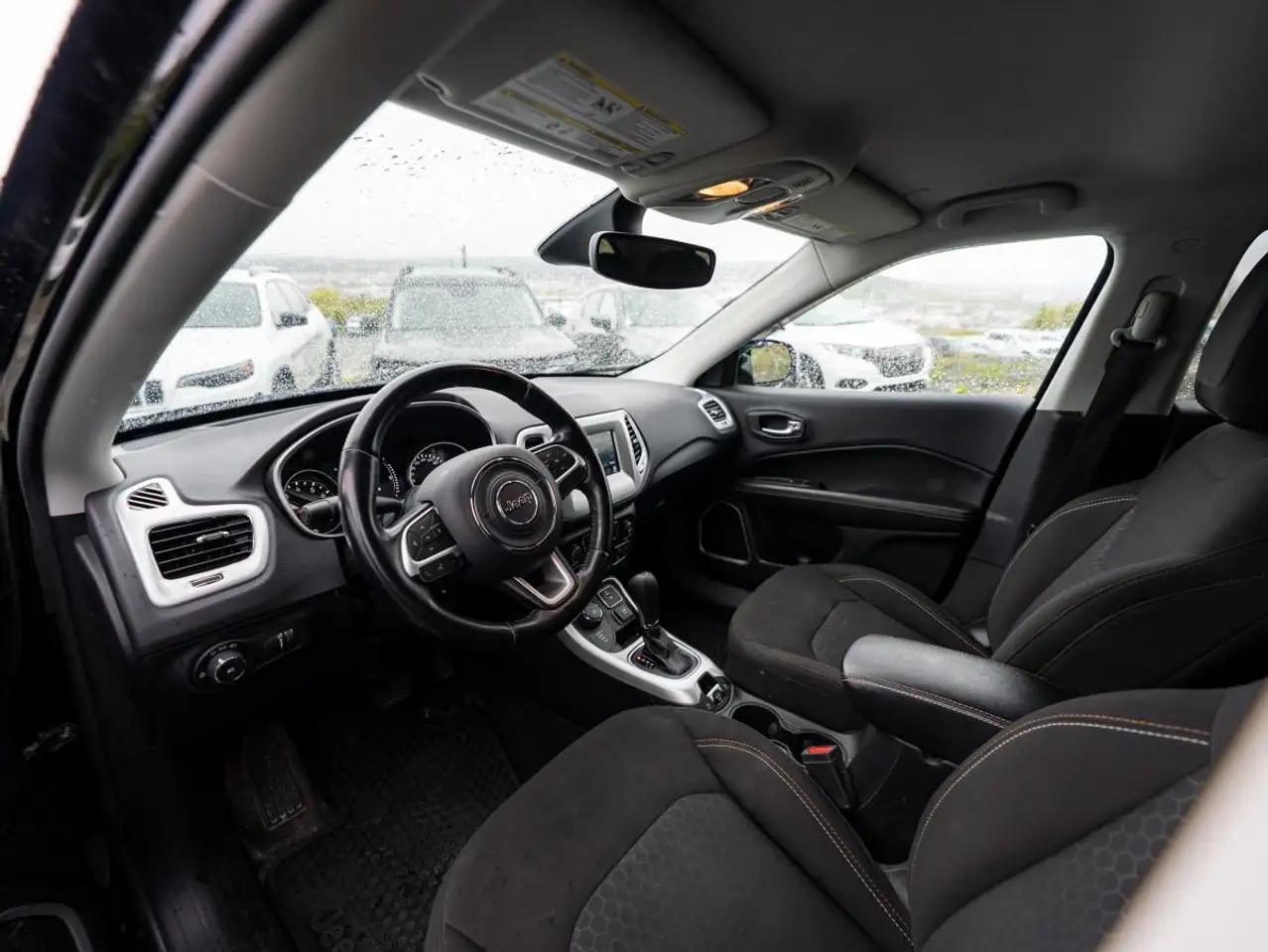 Jeep Compass photo Jeep Compass