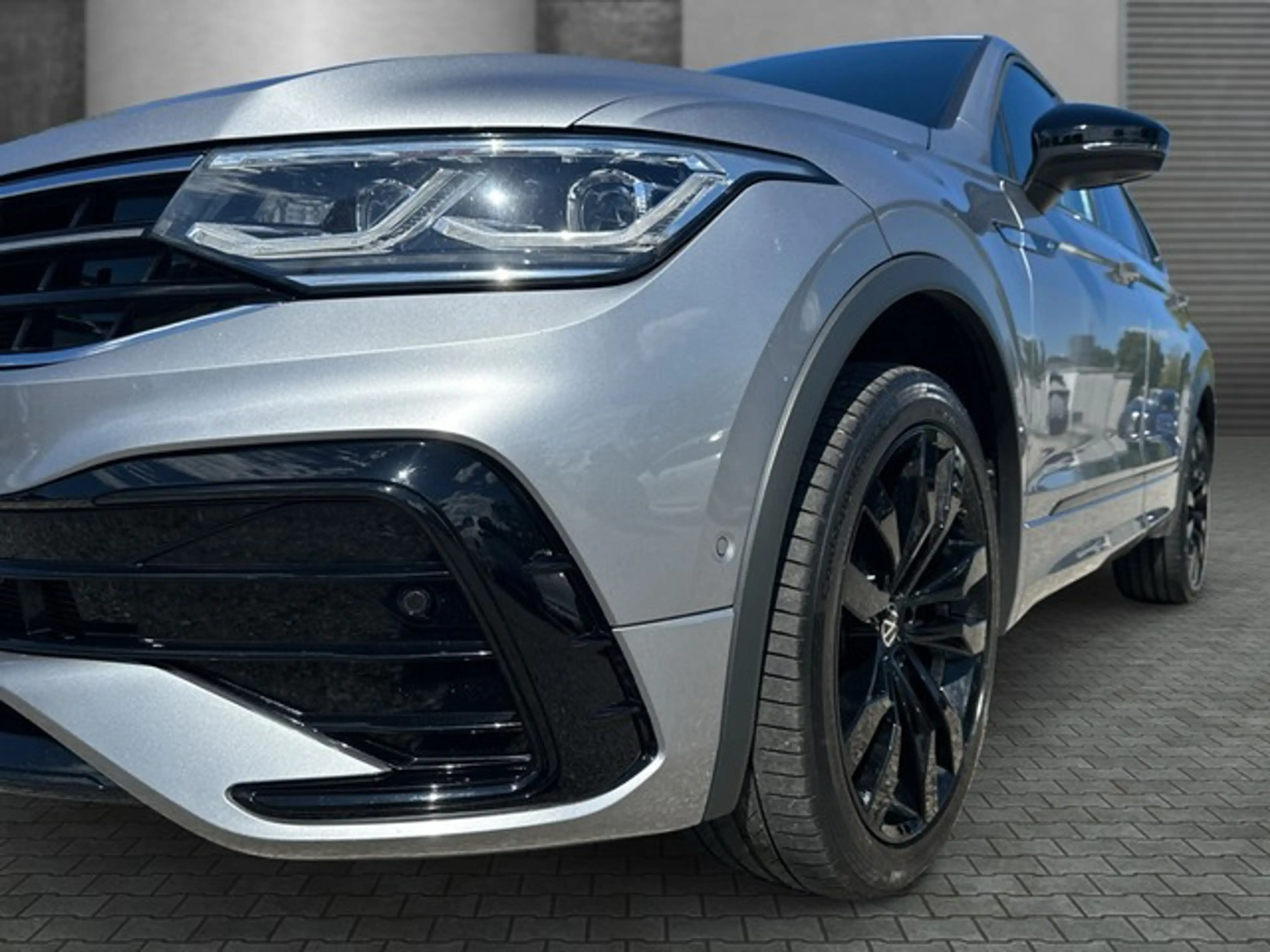 Volkswagen Tiguan Allspace R-Line 2.0 TDI DSG 4MOTION*AHK — photo 9