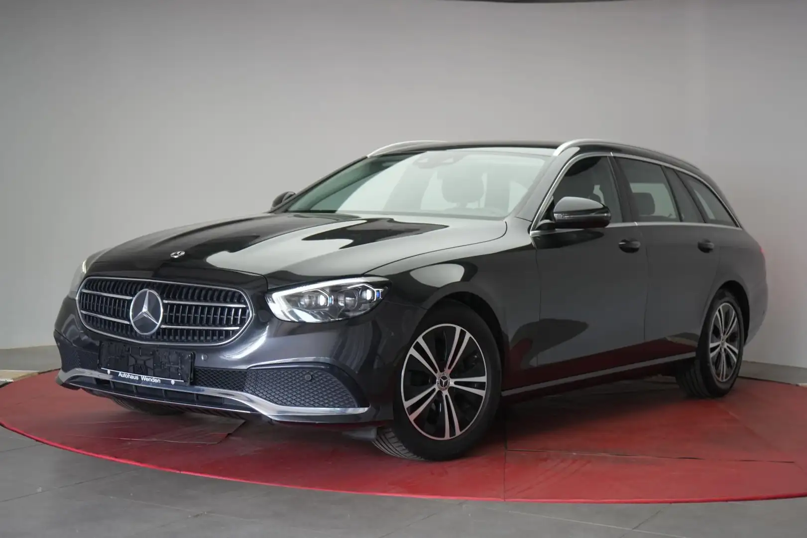 Mercedes-Benz E 200 d T 9G-Tronic Navi/Temp/Kamera/HUD Grey - 2