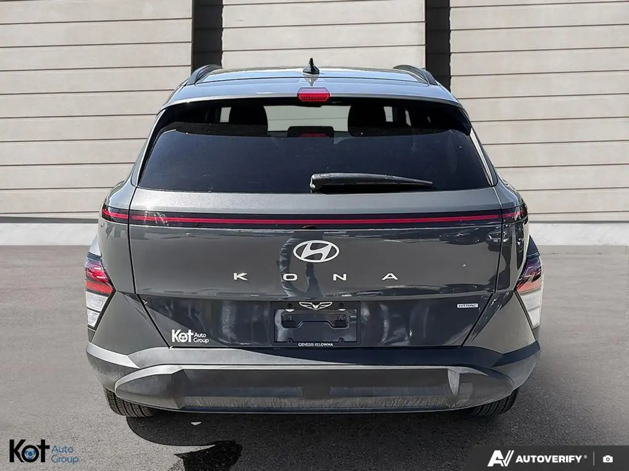 Hyundai KONA снимка Hyundai KONA