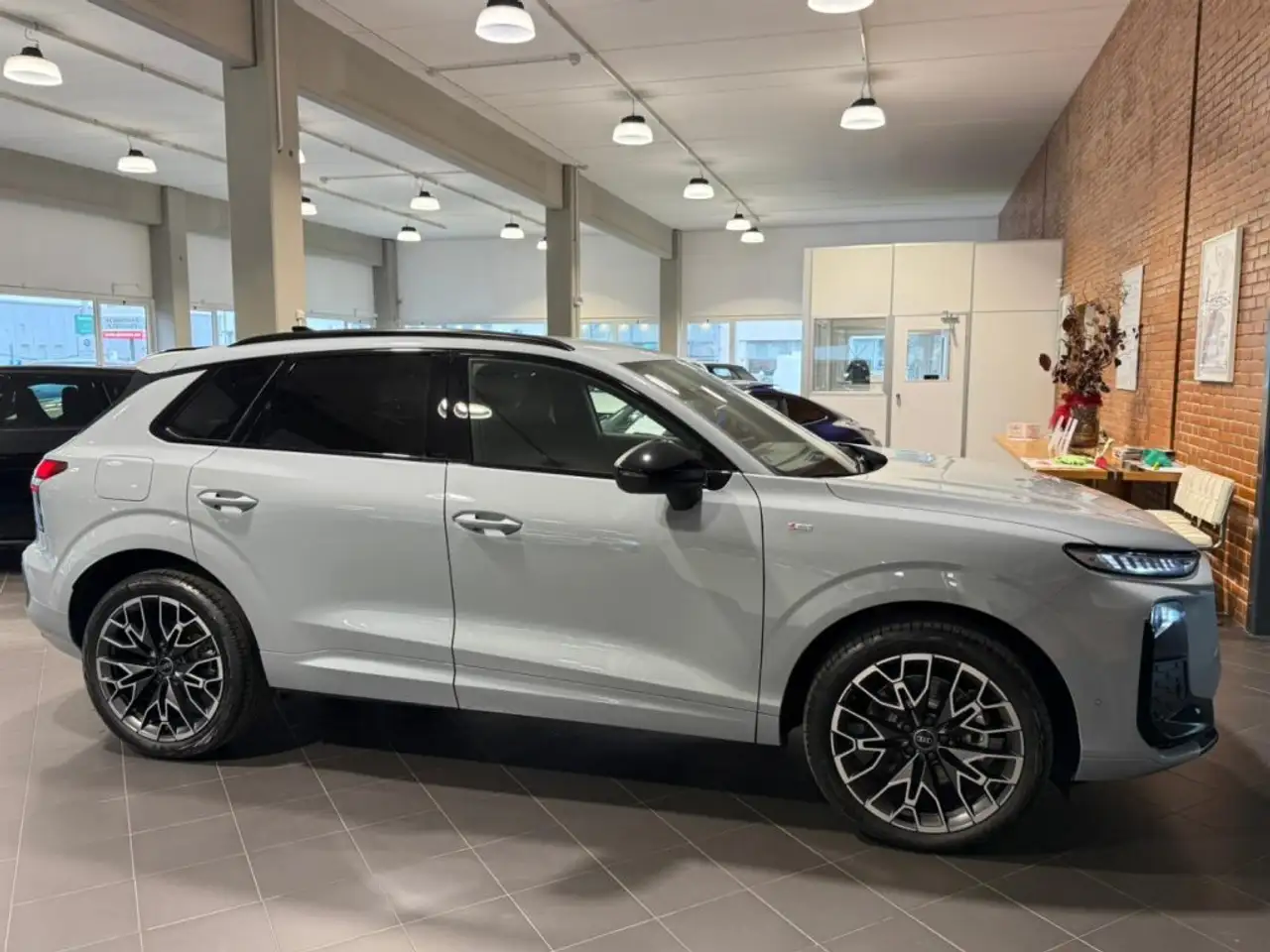 Audi Q3 TDI S tronic S Line edition KM0 - NAVI - TECH PLUS 4