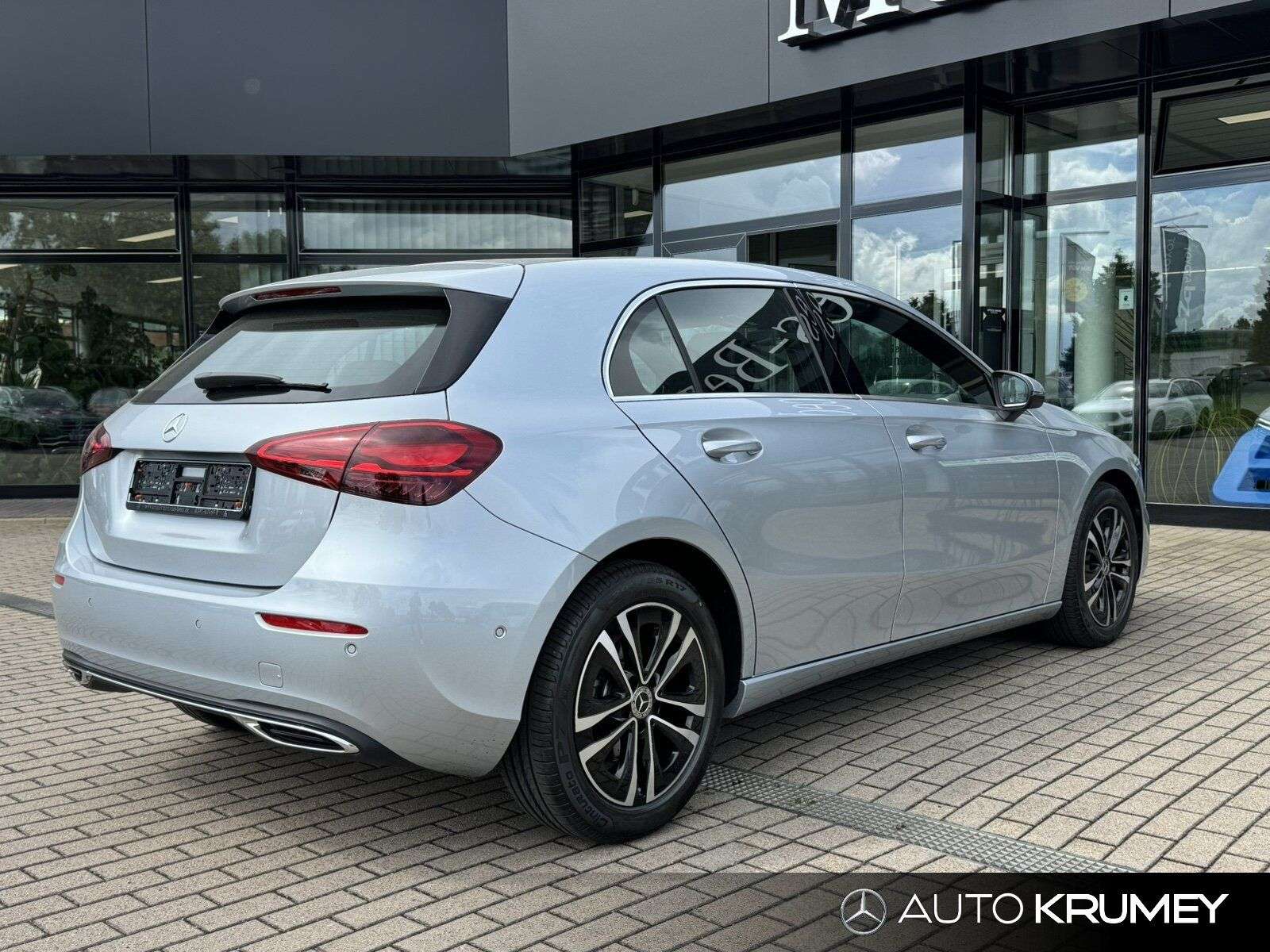 Mercedes-Benz A 180
