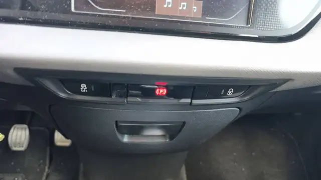 Citroen C4 Picasso view 13