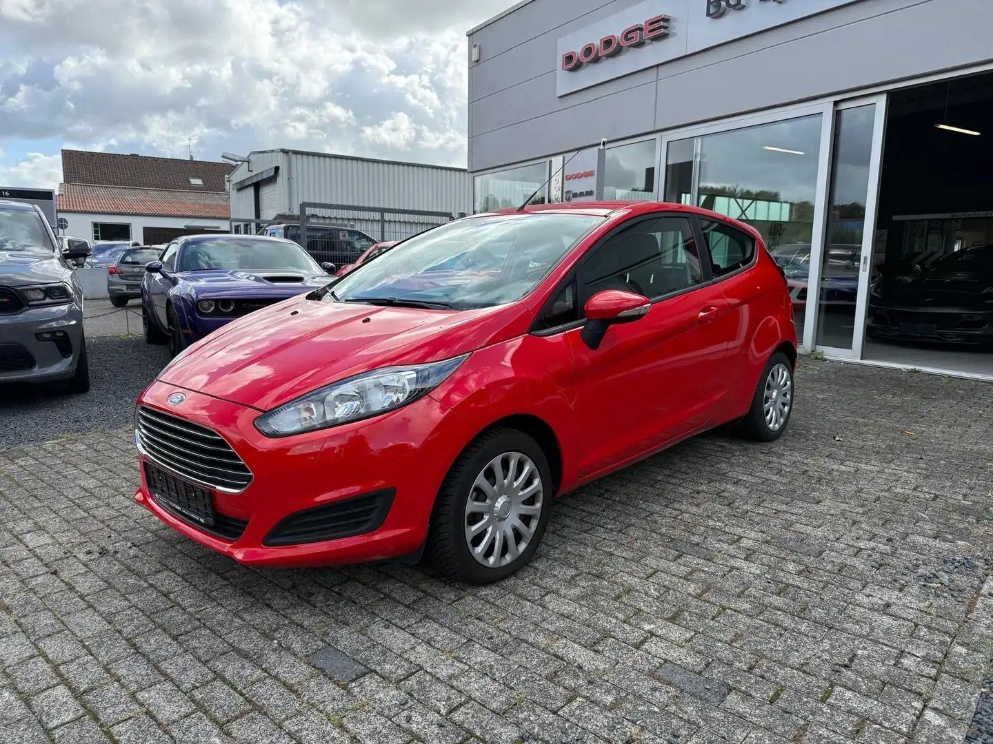 Ford Fiesta Trend Rouge - 2