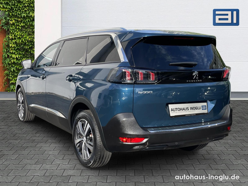 Peugeot 5008 1.5 Blue-HDI FAP Allure Pack AT 7-Si+Navi+R-Kam+ — photo 3