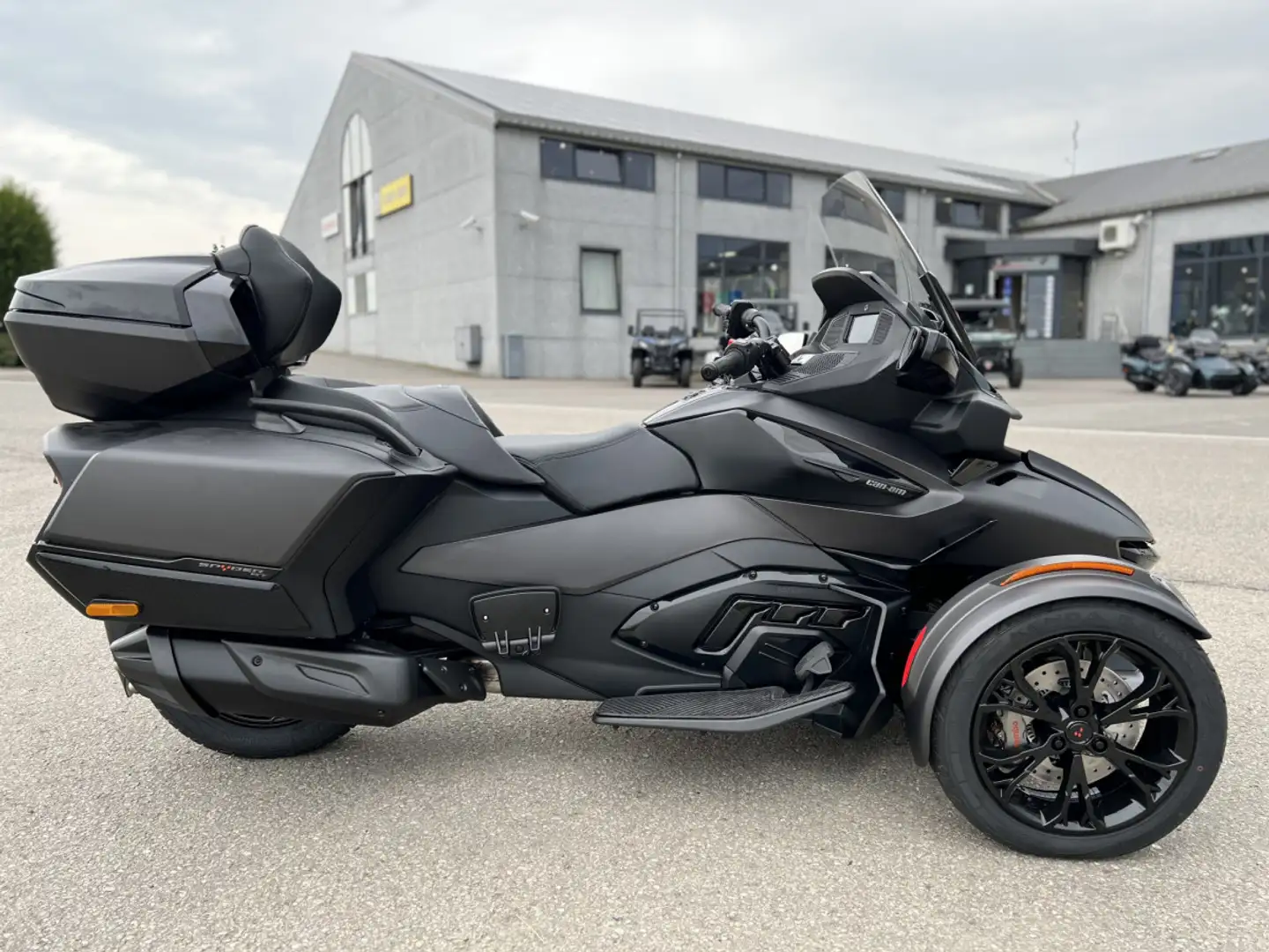 Can Am Spyder RT LTD 1330   MY23 noir carbonne Noir - 1