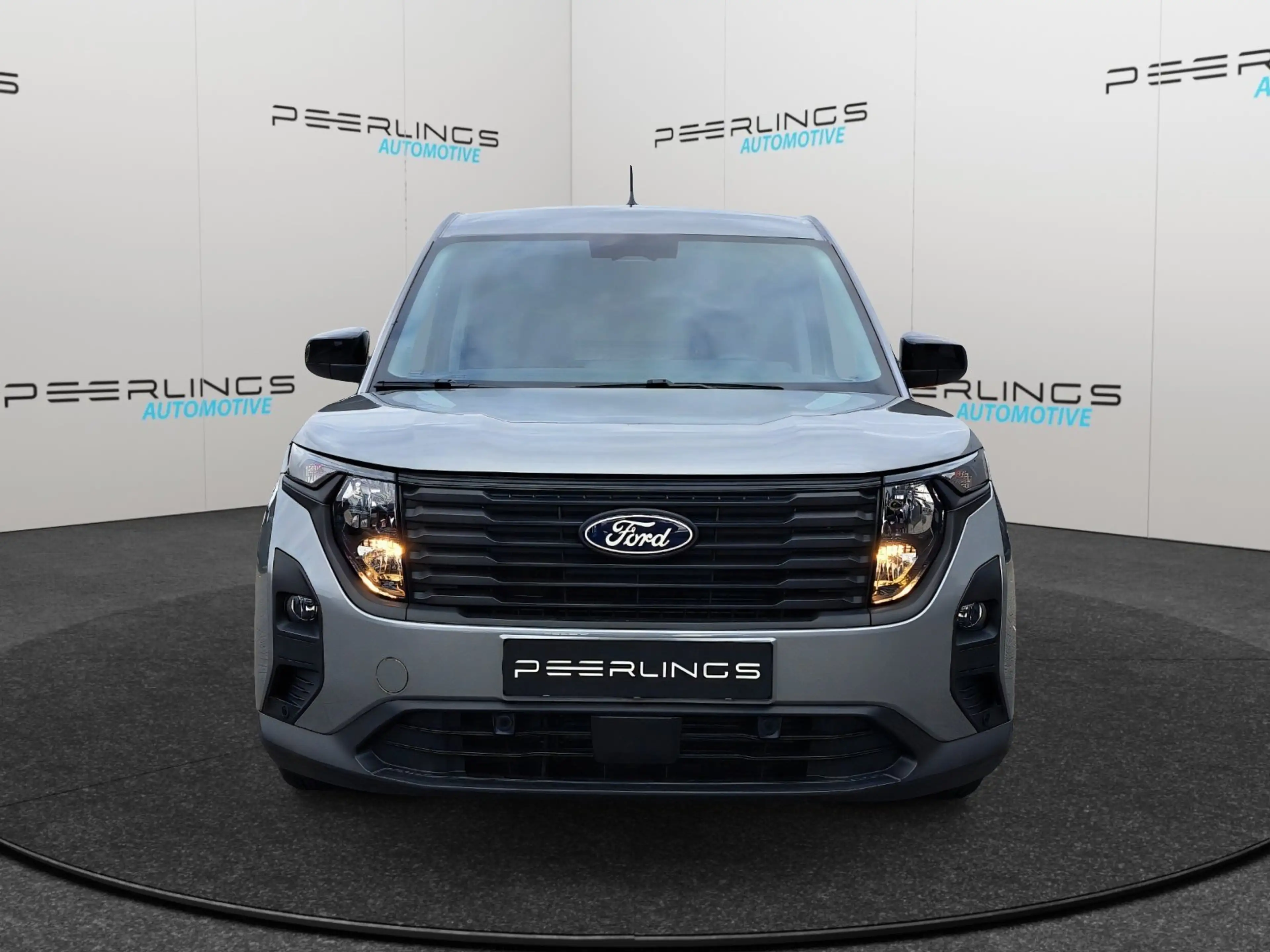Ford Transit Courier Ecoboost Trend — photo 8