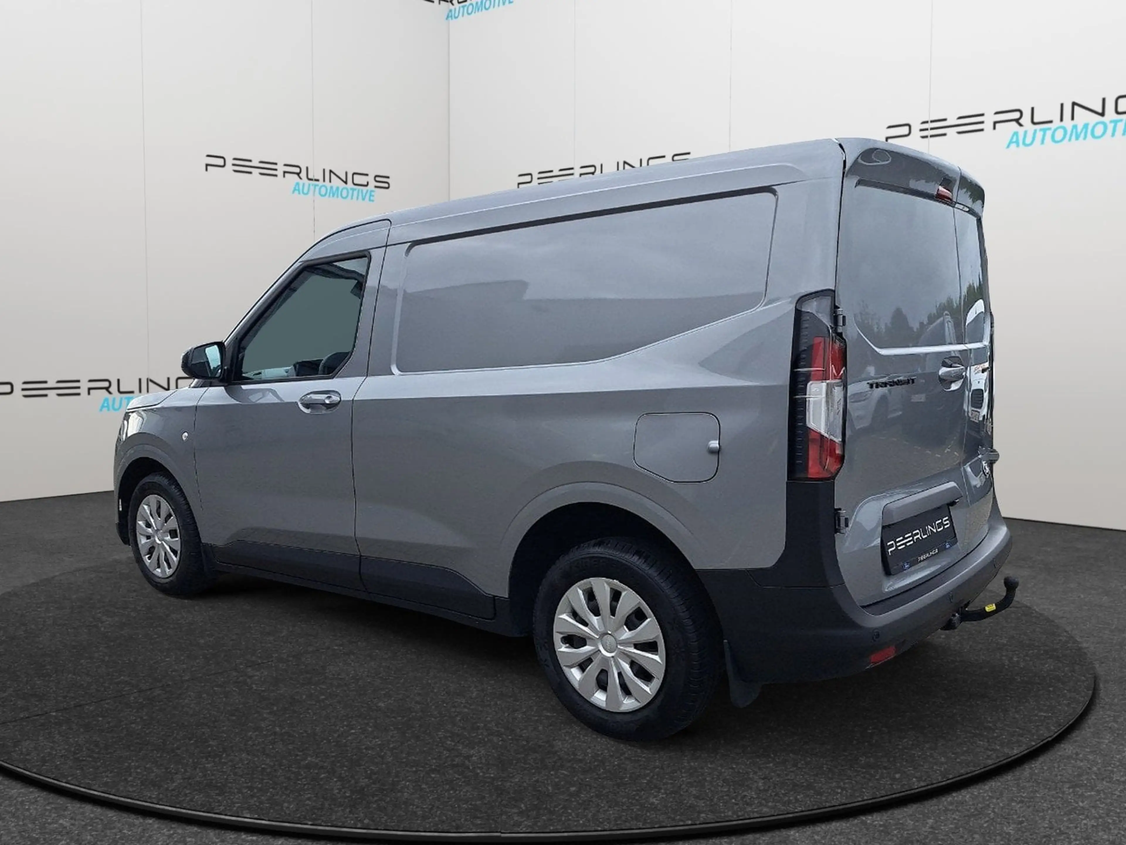 Ford Transit Courier Ecoboost Trend — photo 5