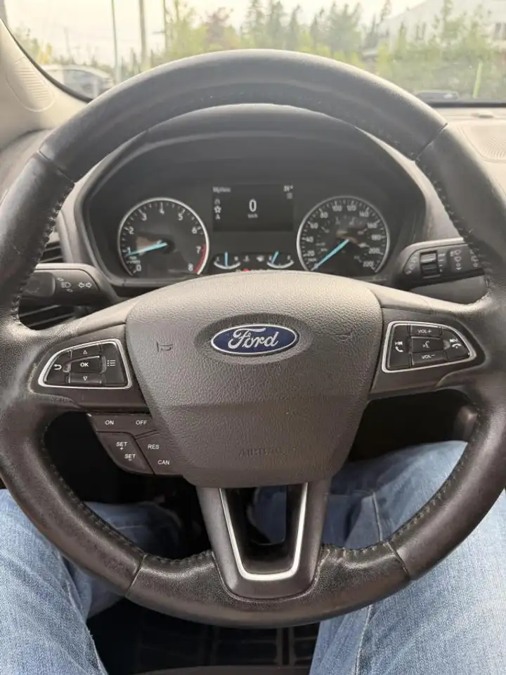 Ford EcoSport photo Ford EcoSport