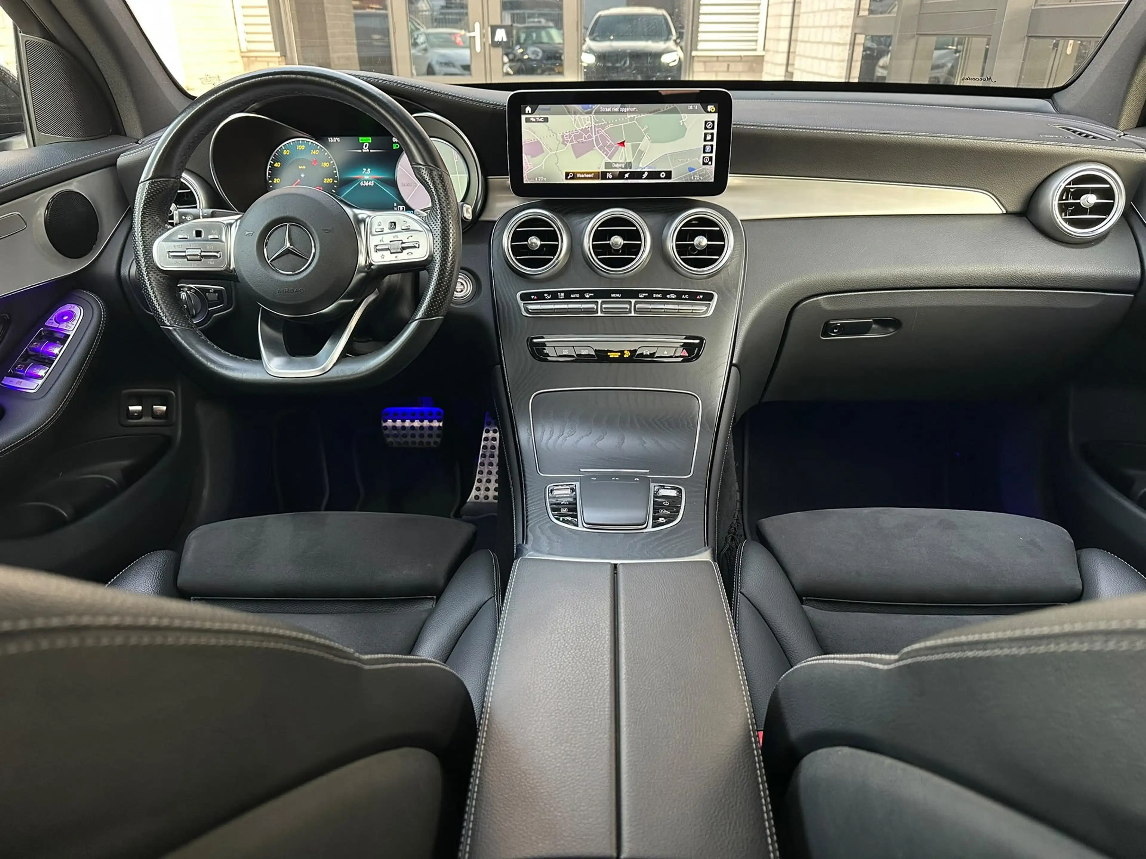 Mercedes-Benz GLC 200 Coupé 4MATIC AMG |Pano |Trekhaak |Camera |Sfeer | — photo 9