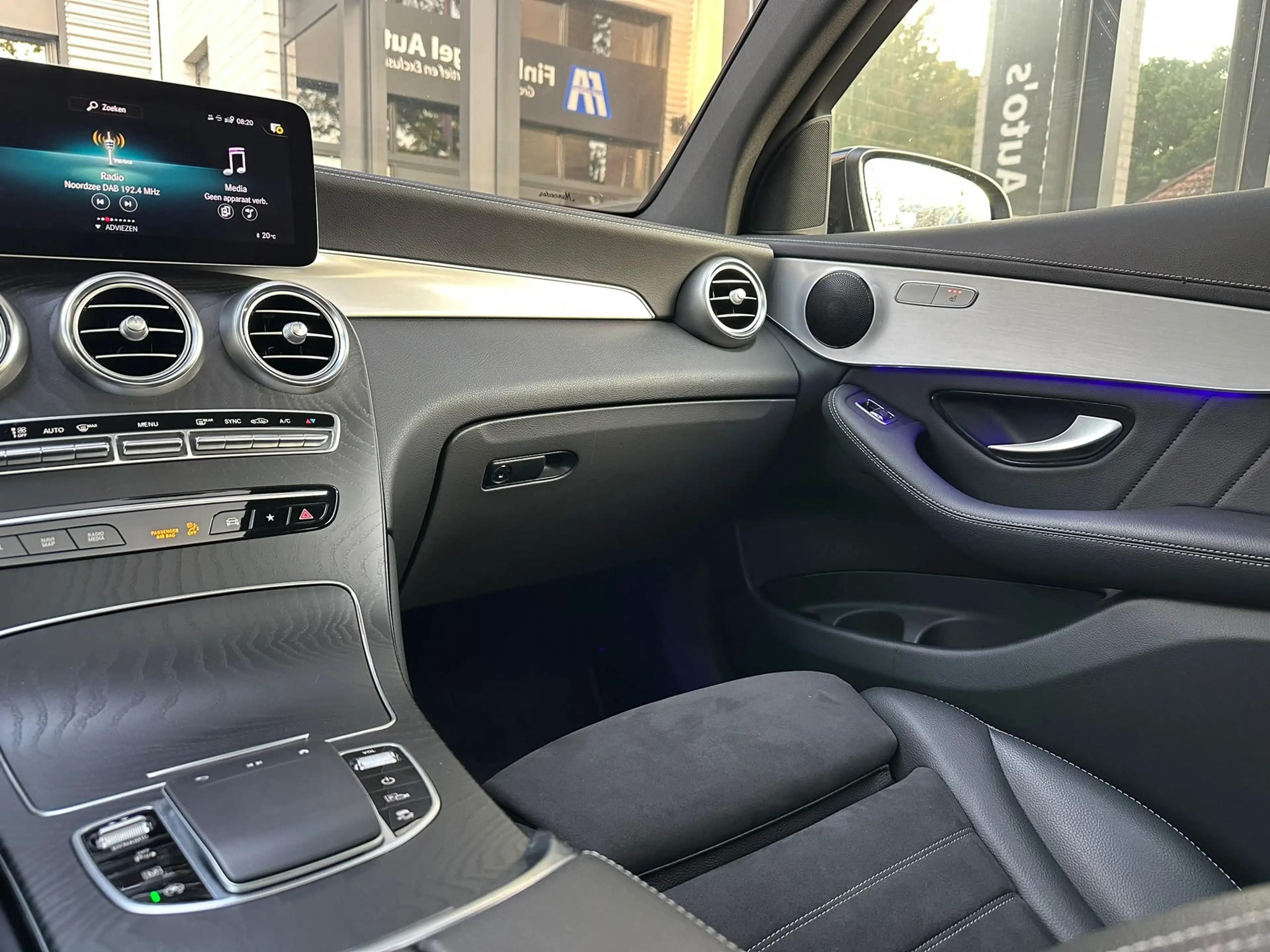Mercedes-Benz GLC 200 Coupé 4MATIC AMG |Pano |Trekhaak |Camera |Sfeer | — photo 21