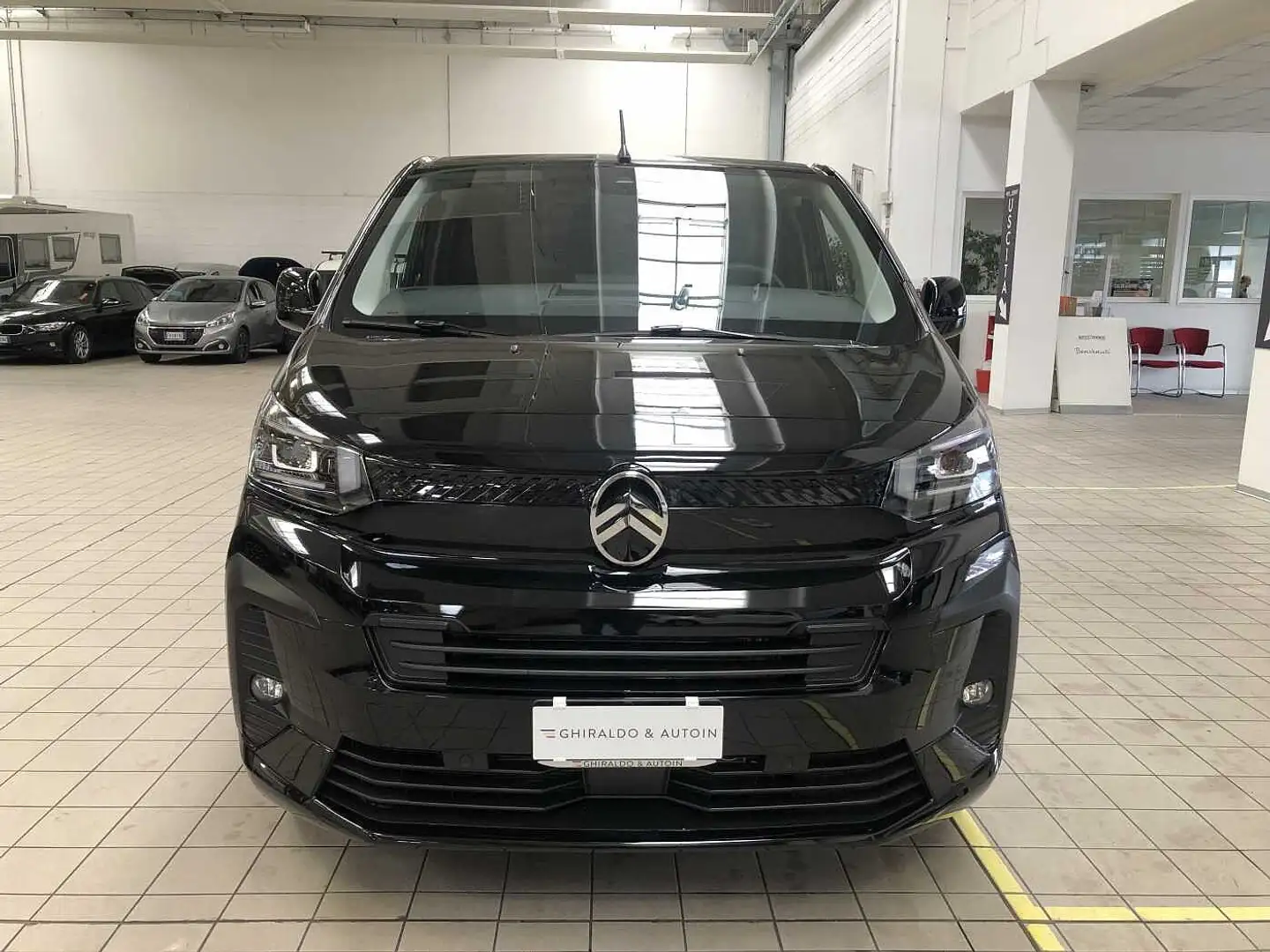 Citroen Jumpy M 2000 140CV AT8 Euro 6E Negro - 2