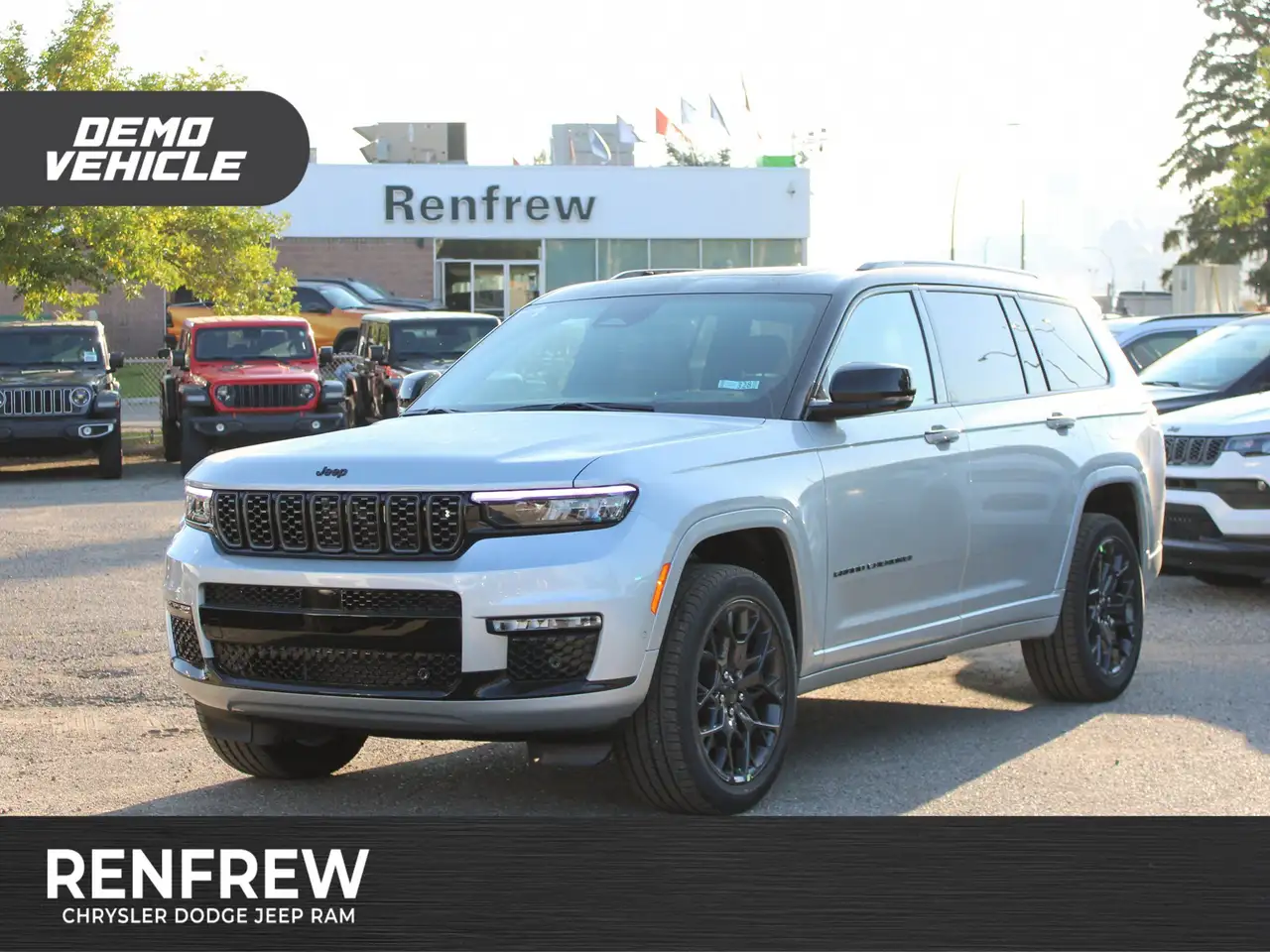 Jeep Grand Cherokee снимка Jeep Grand Cherokee