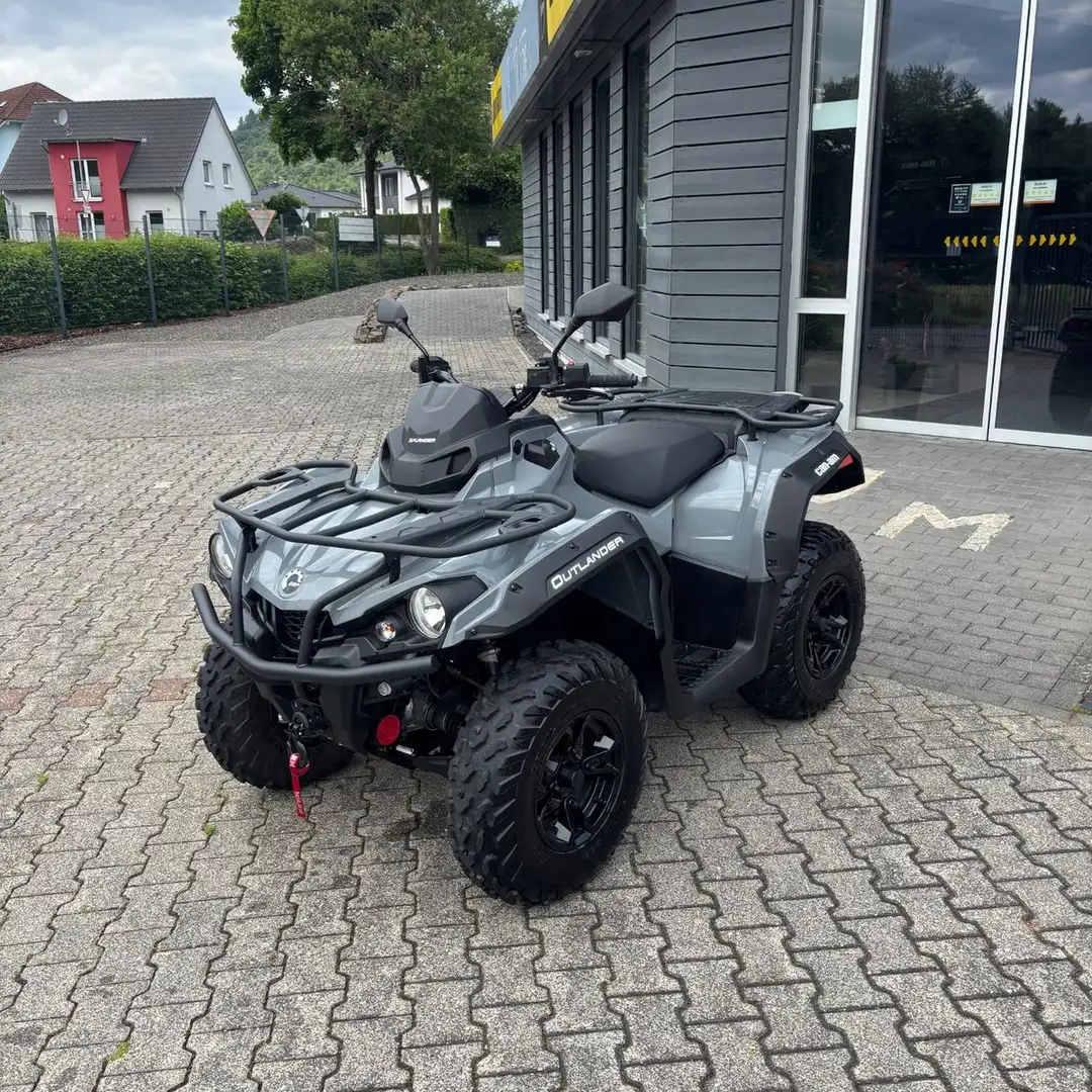 Can-Am Outlander 570 T / Neuwertig / Viel Zubehör Grau - 1