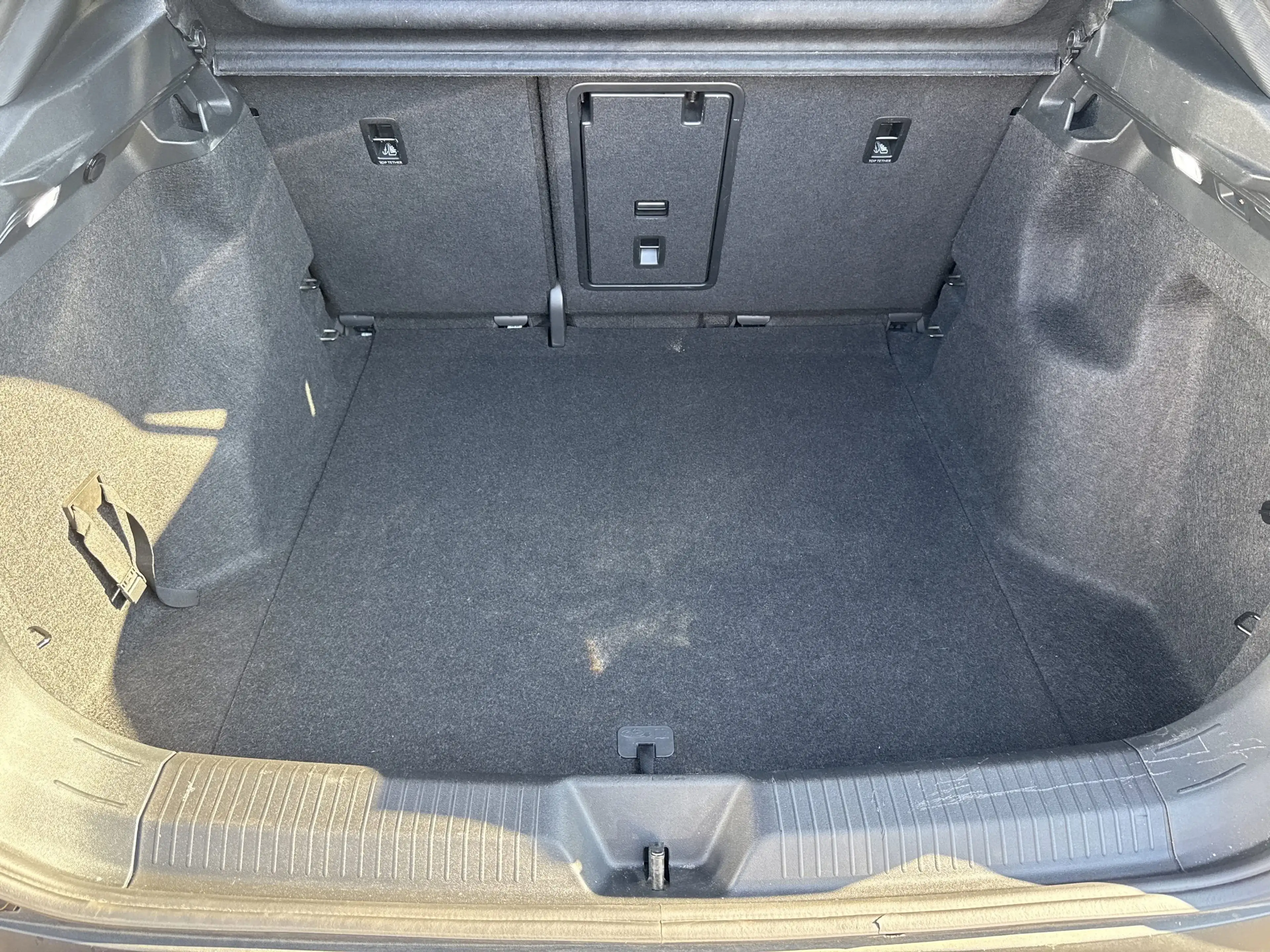 Volkswagen ID.5 Pro AHK NAVI MATRIX KAMERA — photo 13