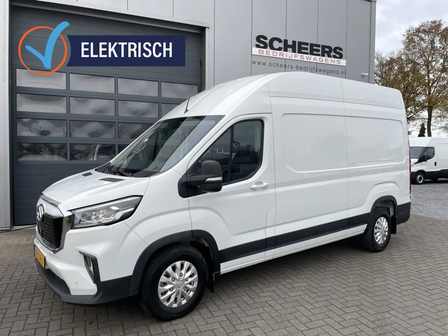 Maxus eDeliver 9 L3H3 89 kWh | B-rijbewijs | 1375 kg laadvermogen Wit - 1