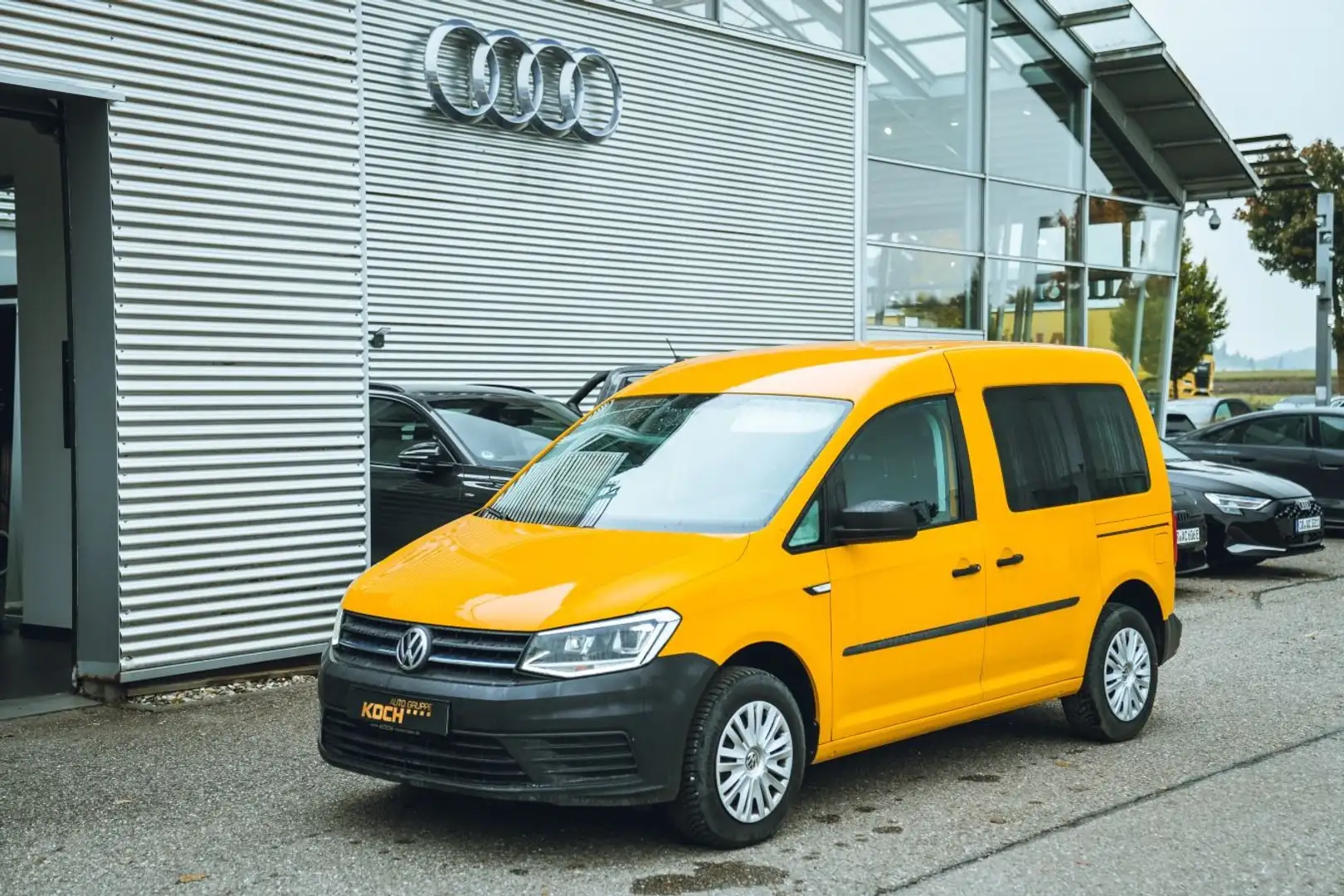 Volkswagen Caddy Trendline 2.0 TDI Navi Xenon Jaune - 2