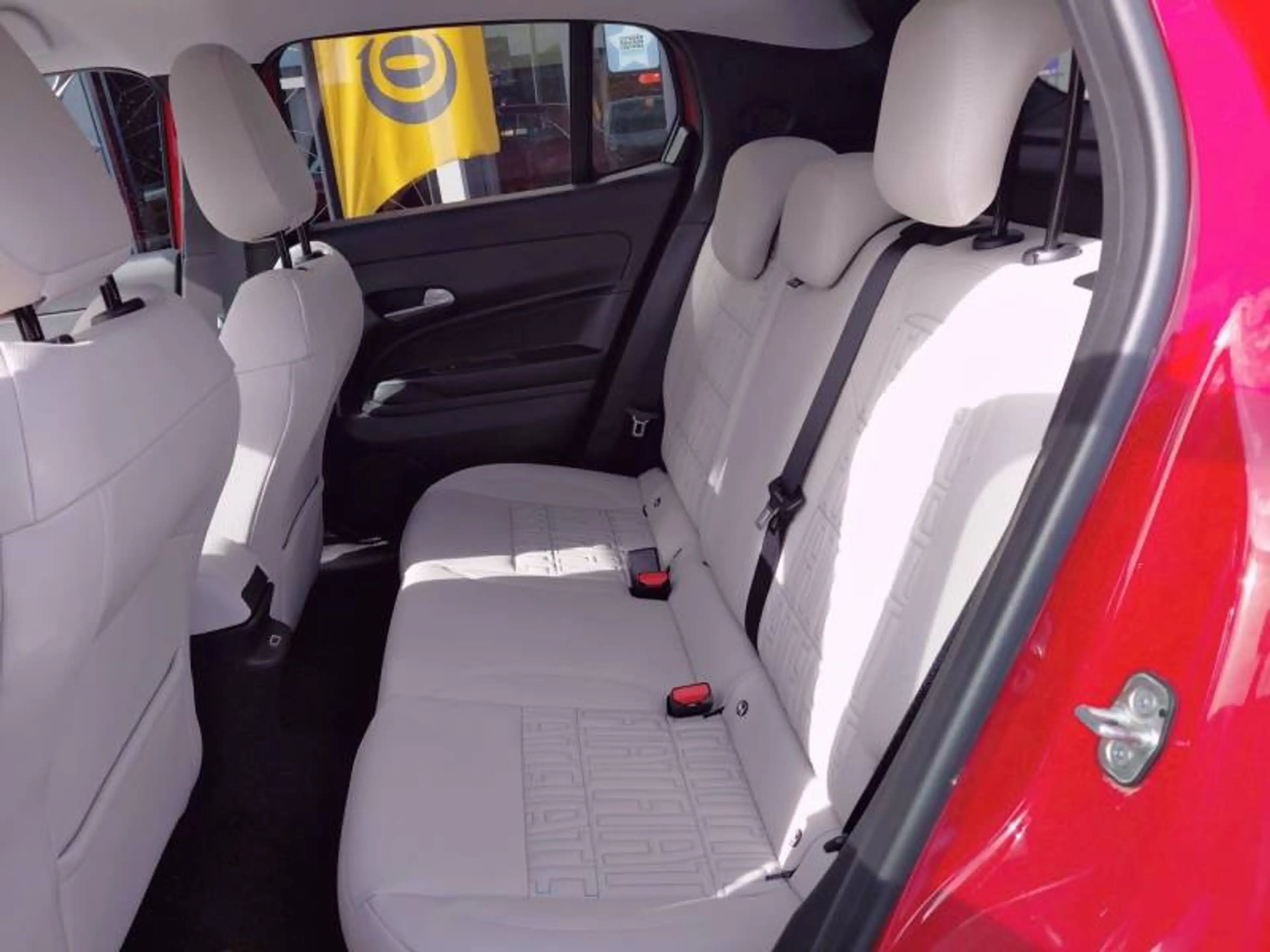 Fiat 600 1 1.2 Hybrid 136cv DCT La Prima — photo 10