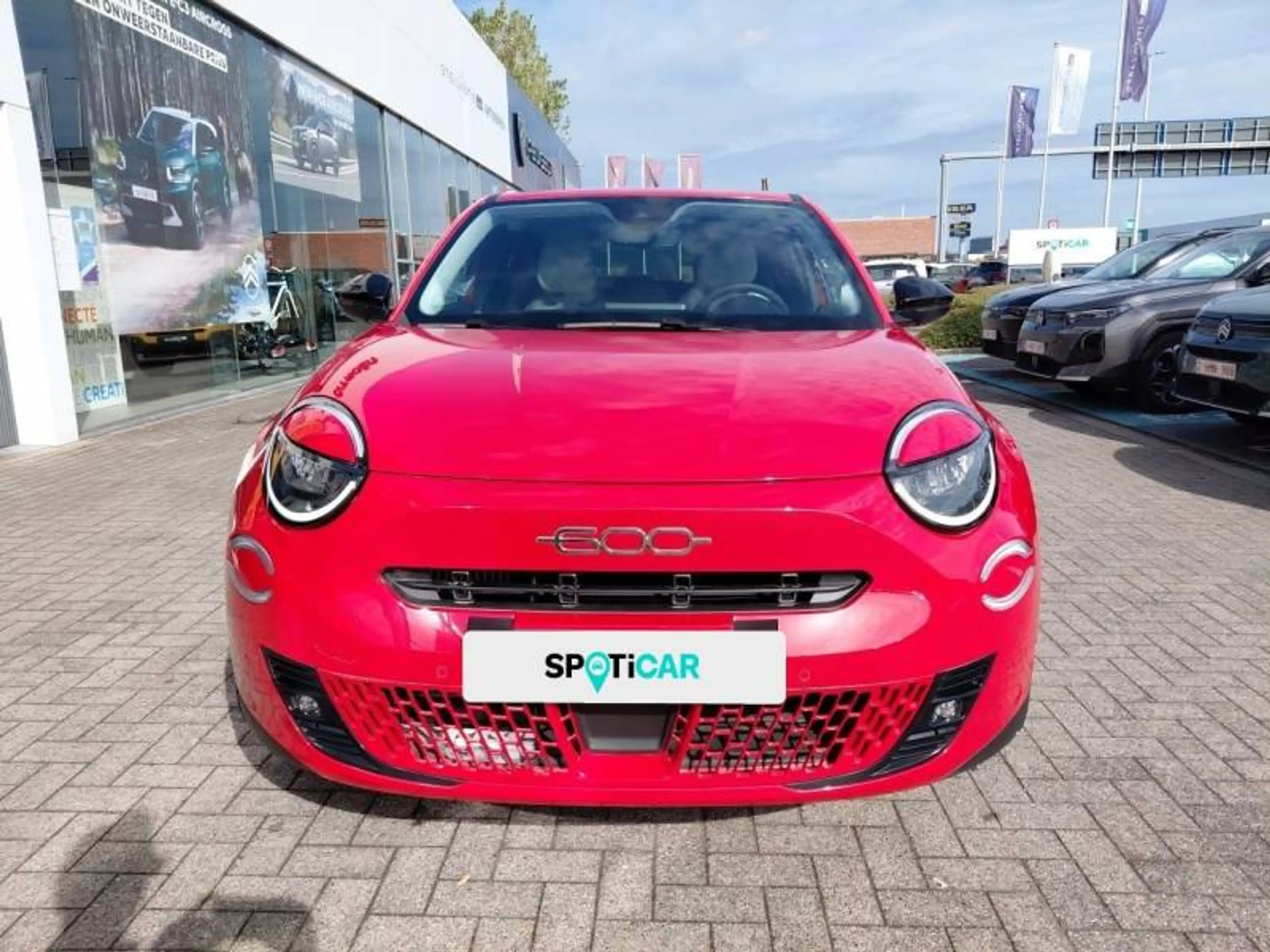 Fiat 600 1 1.2 Hybrid 136cv DCT La Prima — photo 2