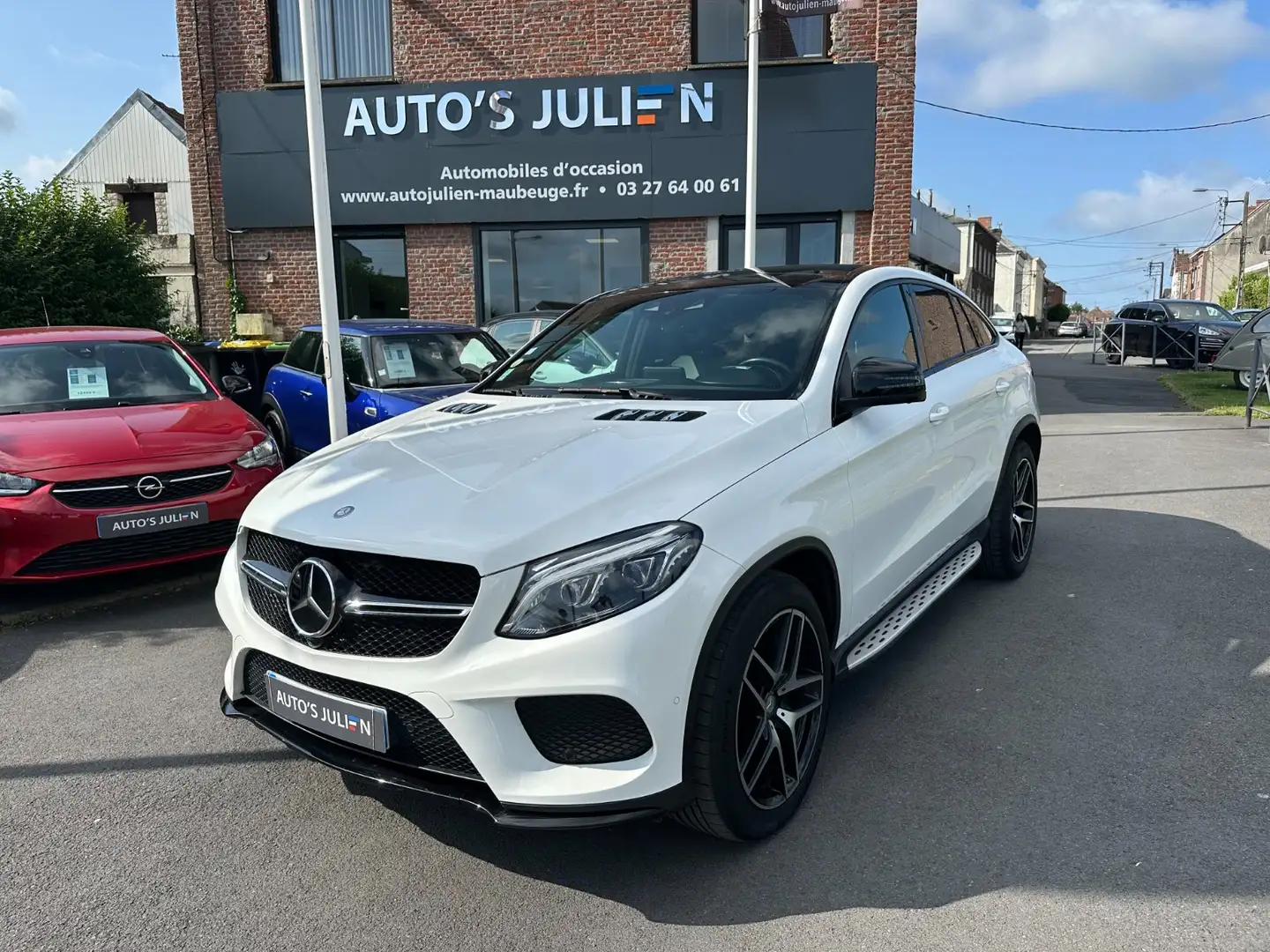 Mercedes-Benz Sportline Blanc - 1