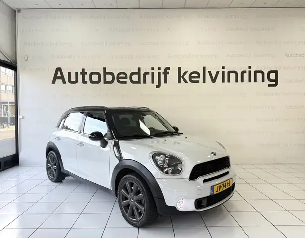 Mini Countryman view 7