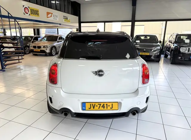 Mini Countryman view 15