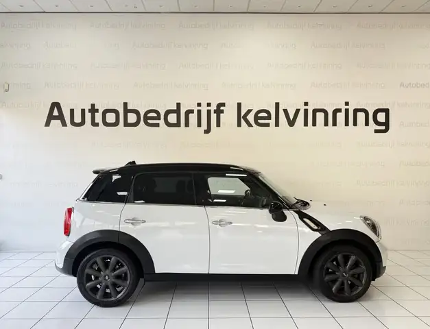 Mini Countryman view 5