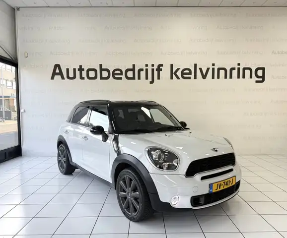 Mini Countryman view 8
