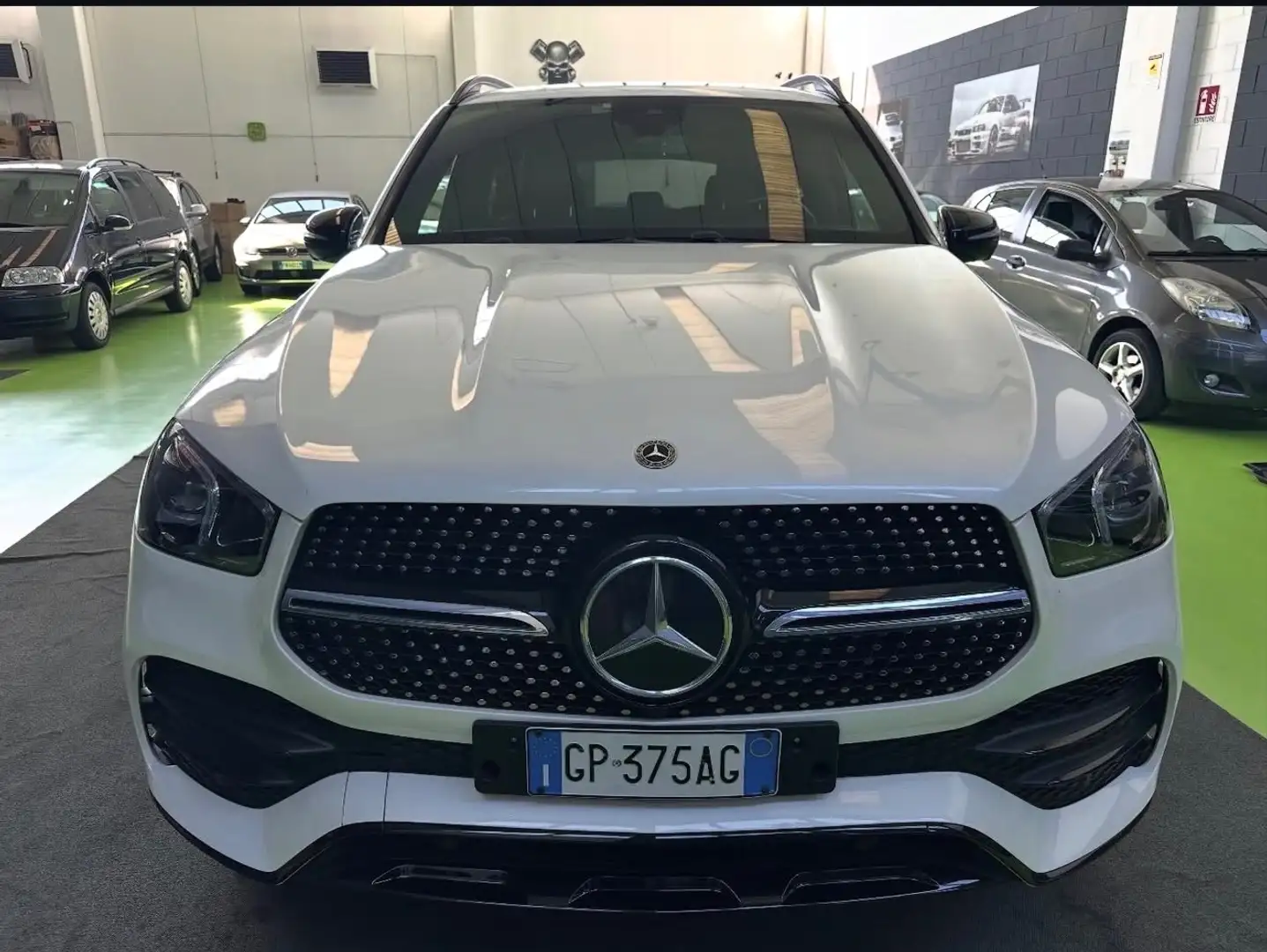 Mercedes-Benz GLE 300 mhev Premium Plus 4matic AMG -- 7 POSTI-- Bianco - 2