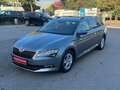 Skoda Superb Kombi 2,0 TDI Ambition / 1BESITZ / ACC / NAVI / Silber - thumbnail 2