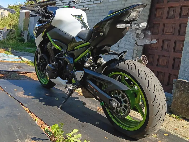 Kawasaki Z 900 - foto 5
