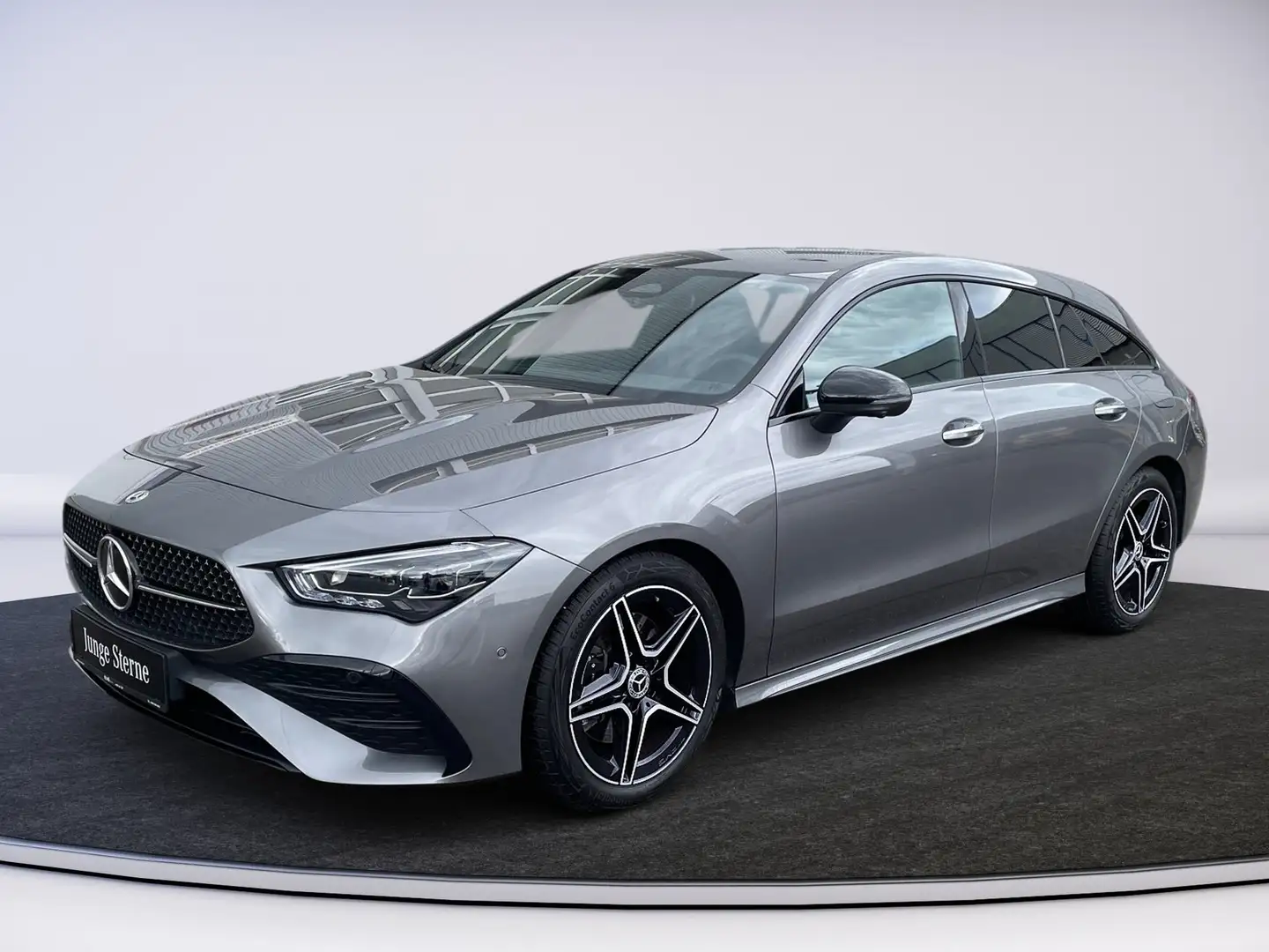 Mercedes-Benz CLA 200 d Shooting Brake SB AMG Line 360 AUT LM Grau - 2