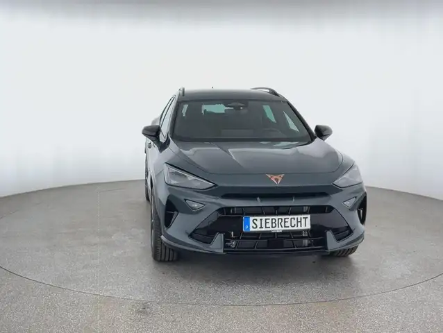 Cupra Formentor view 2