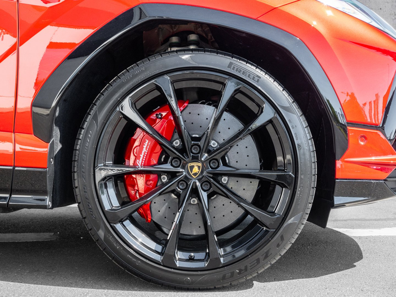 Lamborghini Urus S Rosso Efesto, Rims 23'', PPF, Pano — photo 9