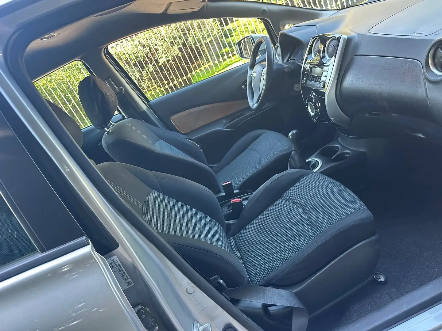 Nissan Note 1.5 dci Tekna 90cv Silber - 2