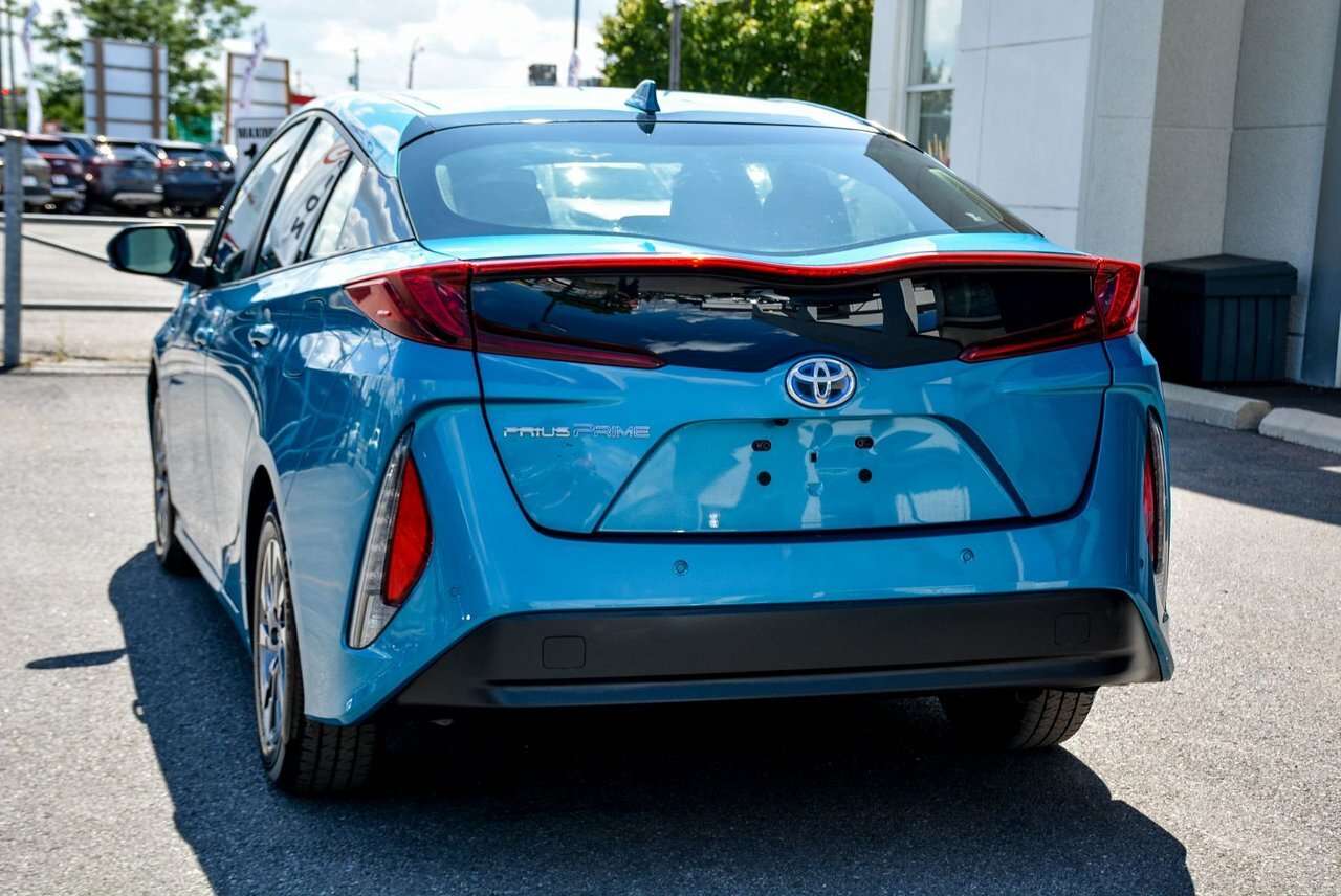 2021 Toyota Prius BASE Technology / Technology — снимка 1