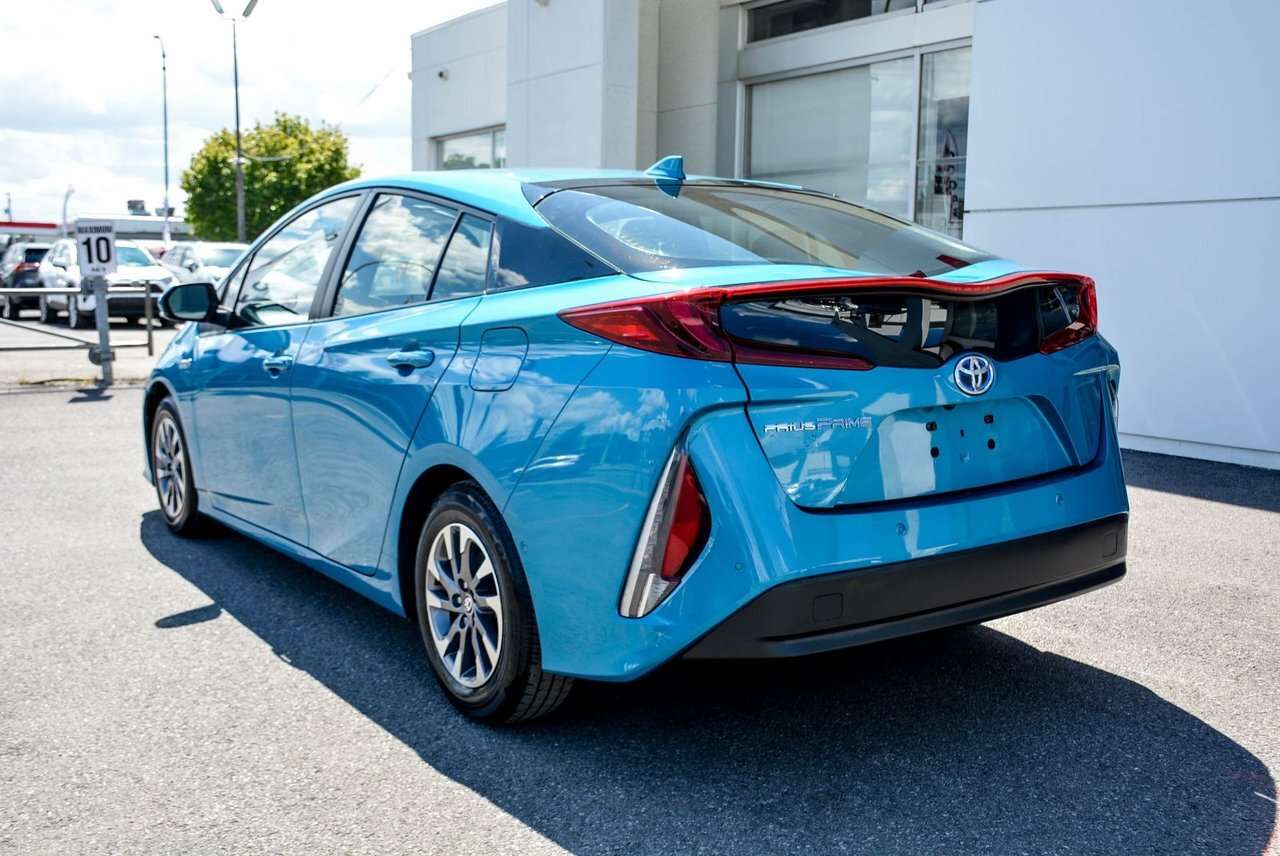 2021 Toyota Prius BASE Technology / Technology — снимка 1