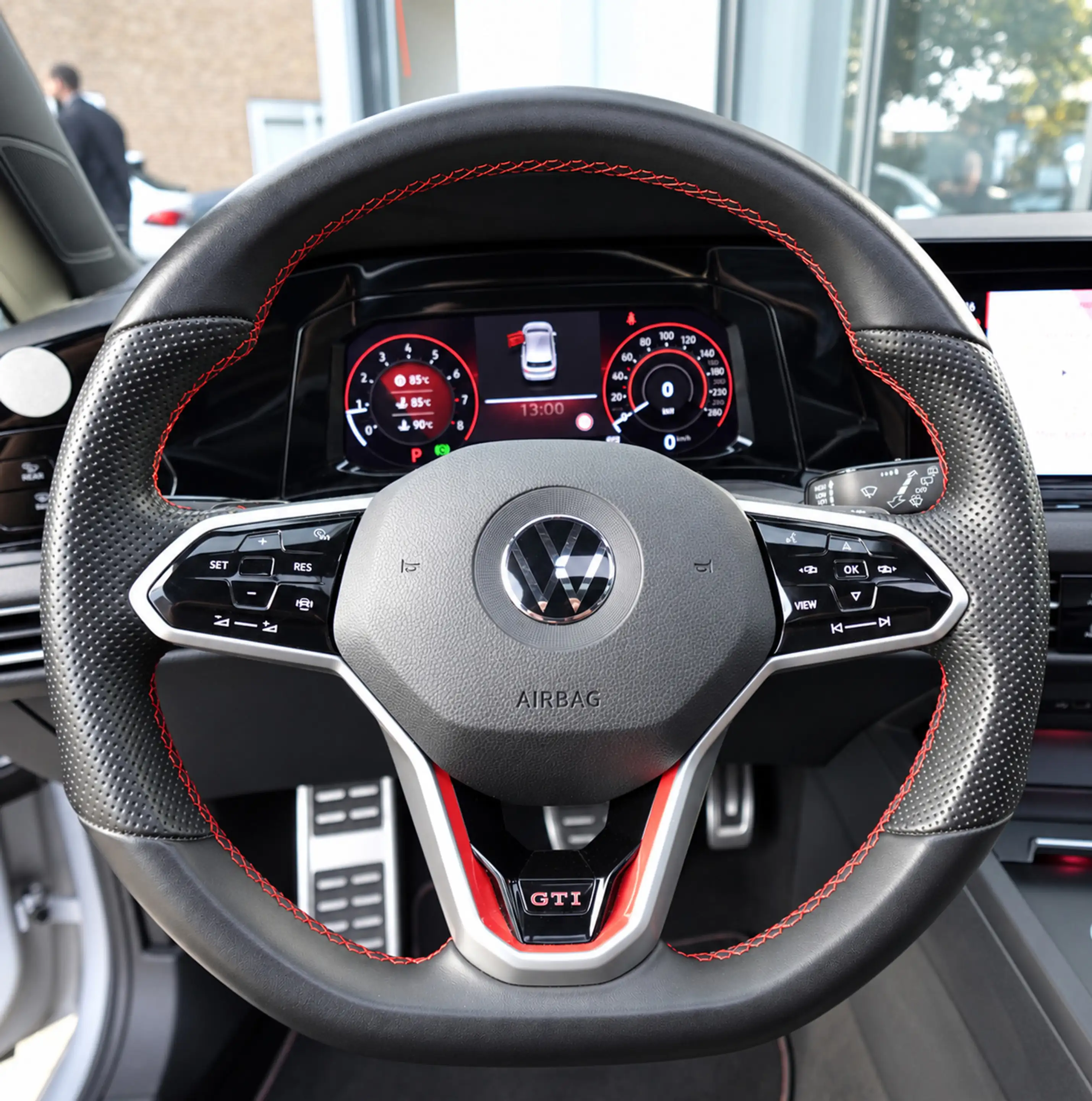 Volkswagen Golf GTI Volkswagen Golf 2.0 TSI PANO BLINDSPOT ACC VOL — photo 9