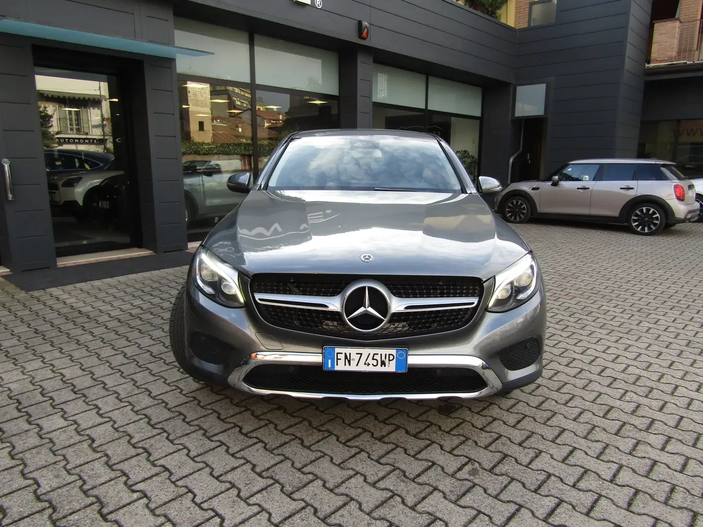 Mercedes-Benz GLC 250 d COUPE SPORT 4 MATIC AUTO 204CV,CERCHI 19,LED Gris - 2