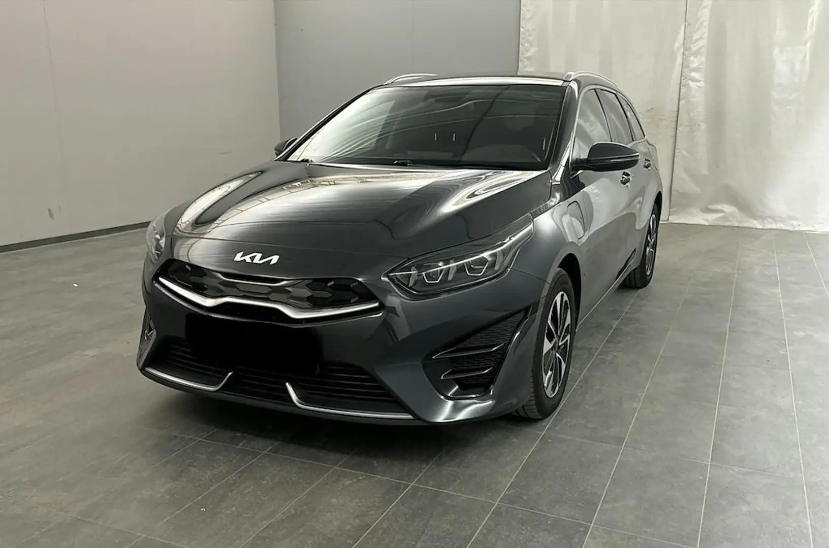 Kia Ceed SW / cee'd SW Sportswagon 1.6 GDI PHEV DynamicLine | Dealer onde Szürke - 2