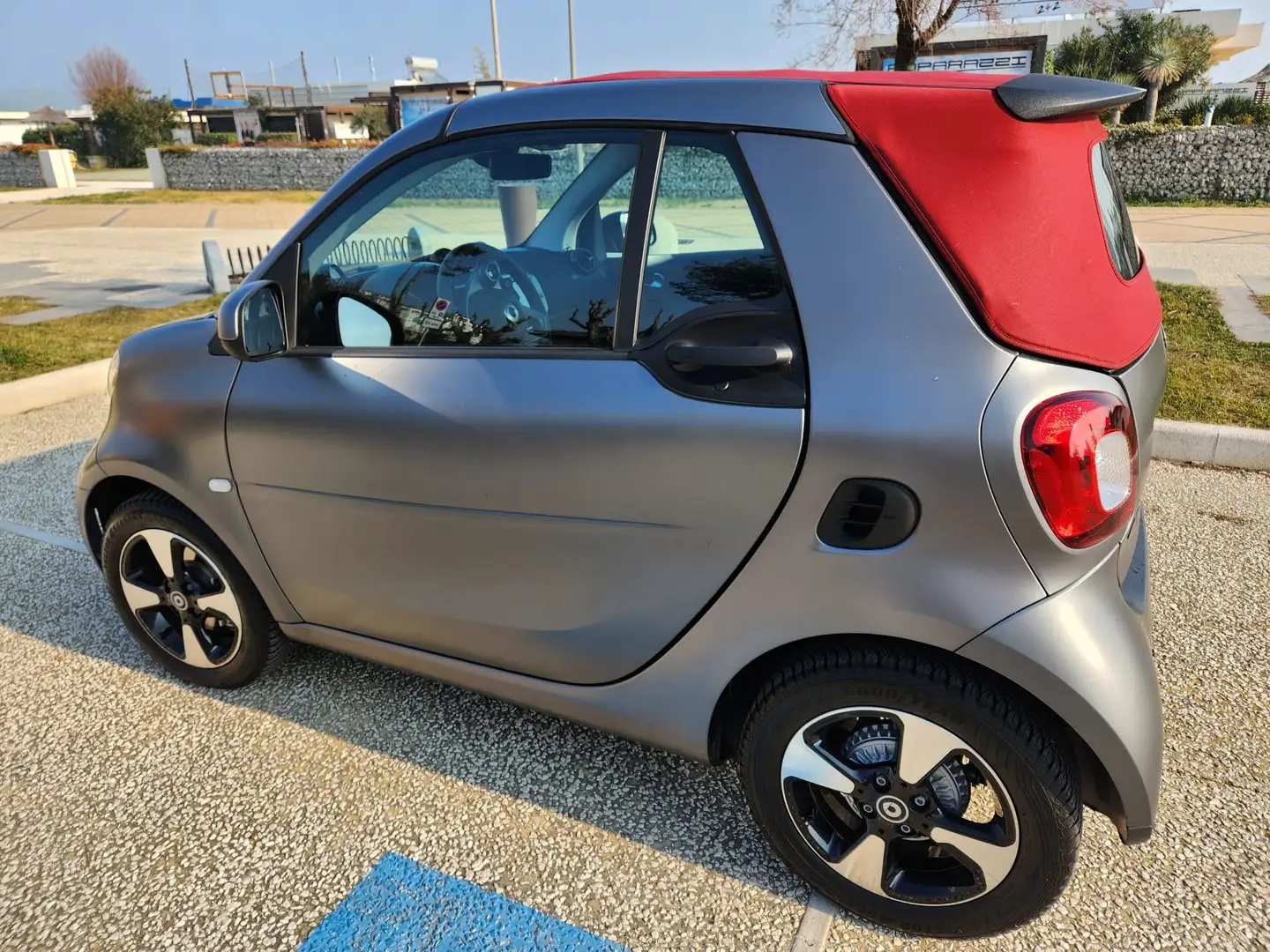 smart city-coupé/city-cabrio Gri - 1
