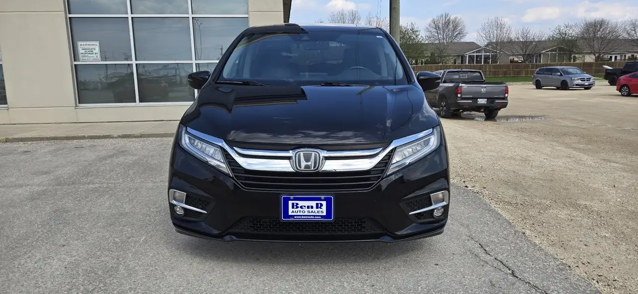 Honda Odyssey снимка Honda Odyssey