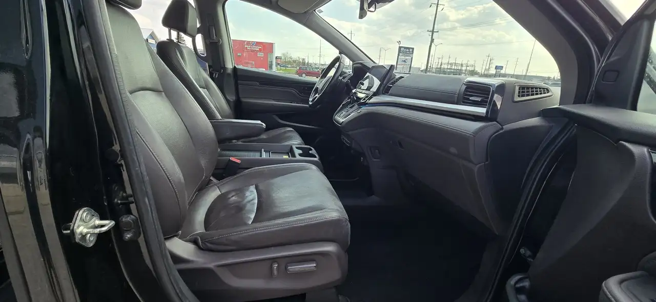 Honda Odyssey снимка Honda Odyssey