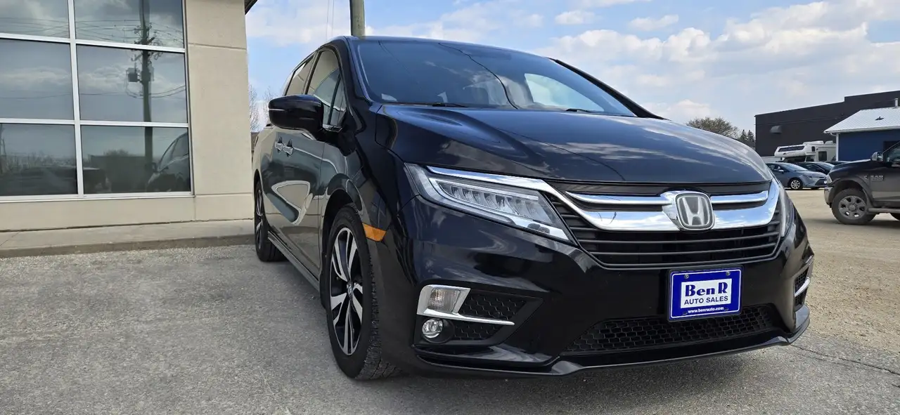 Honda Odyssey снимка Honda Odyssey