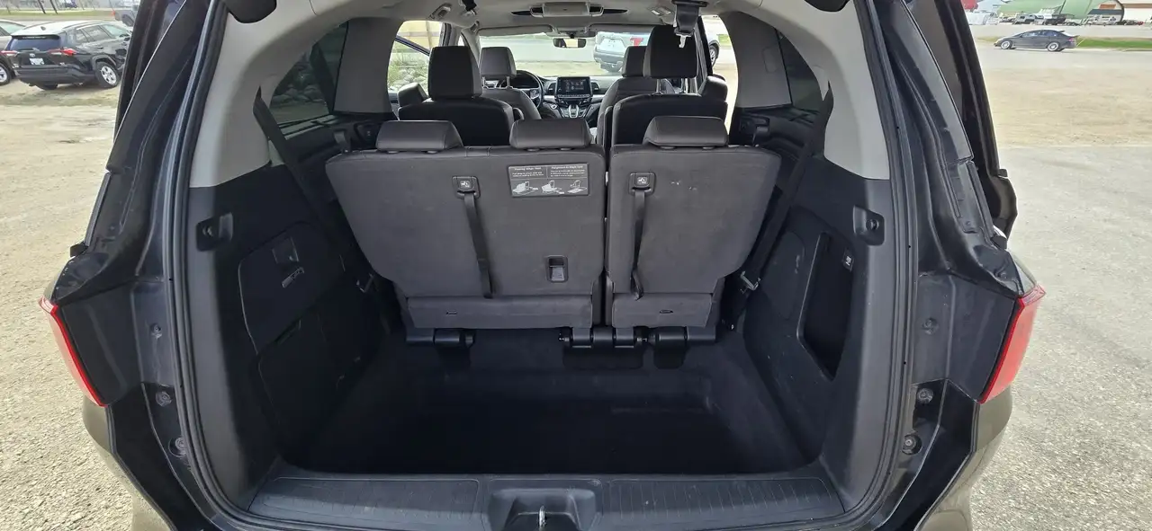 Honda Odyssey снимка Honda Odyssey