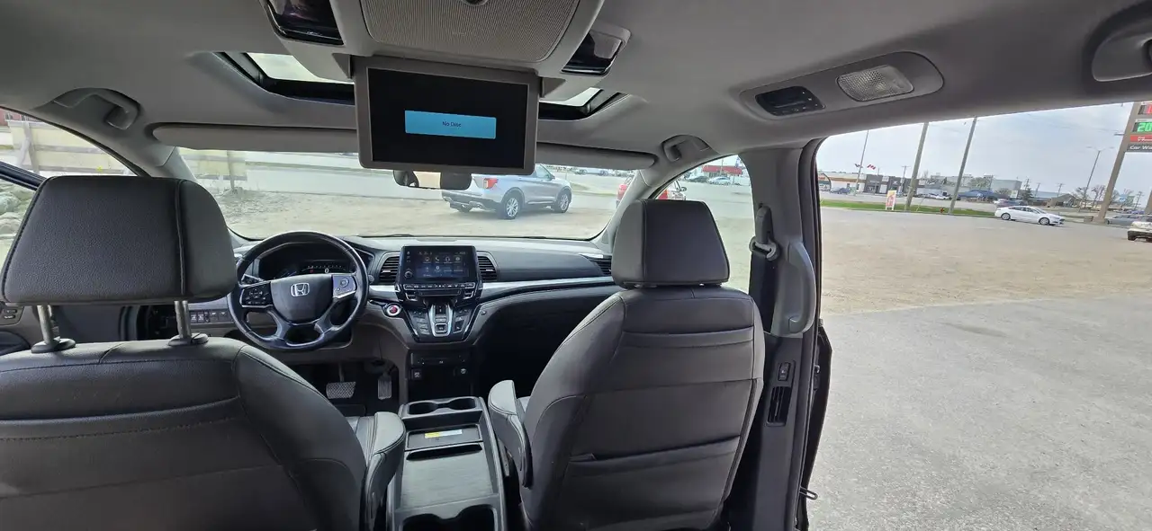 Honda Odyssey снимка Honda Odyssey