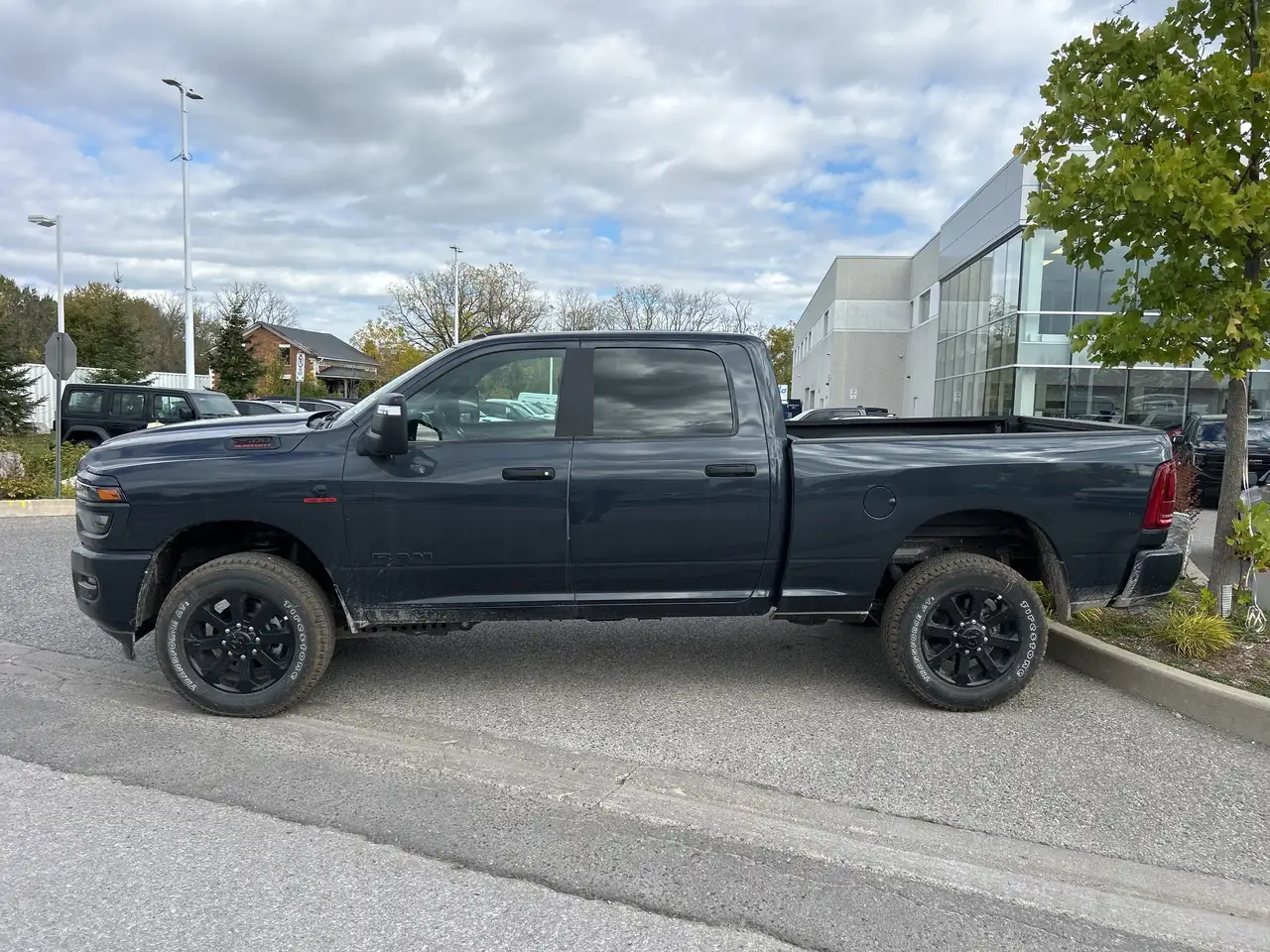 RAM 2500 снимка RAM 2500