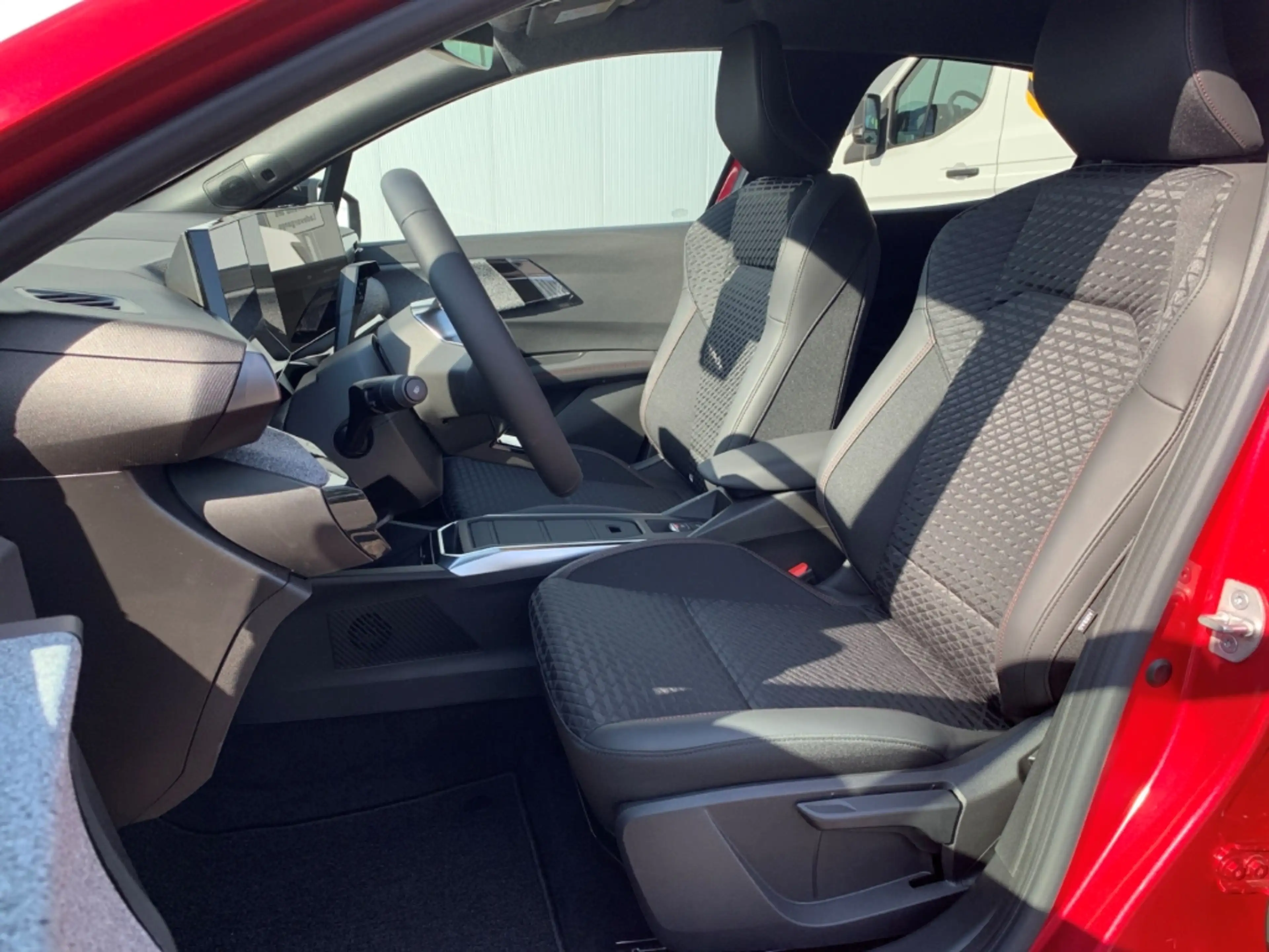 Renault Clio TECHNO FULL HYBRID E-TECH 160 KLIMA+LED+PDC — photo 9