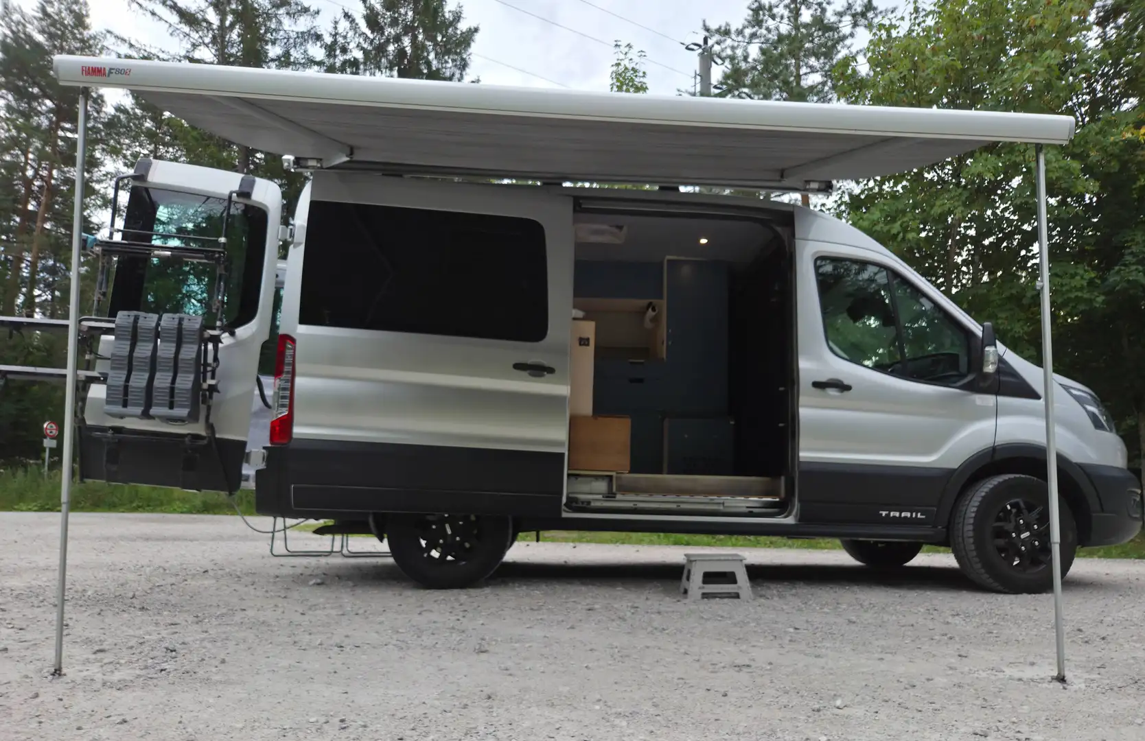 Ford Transit Trail Silber - 2