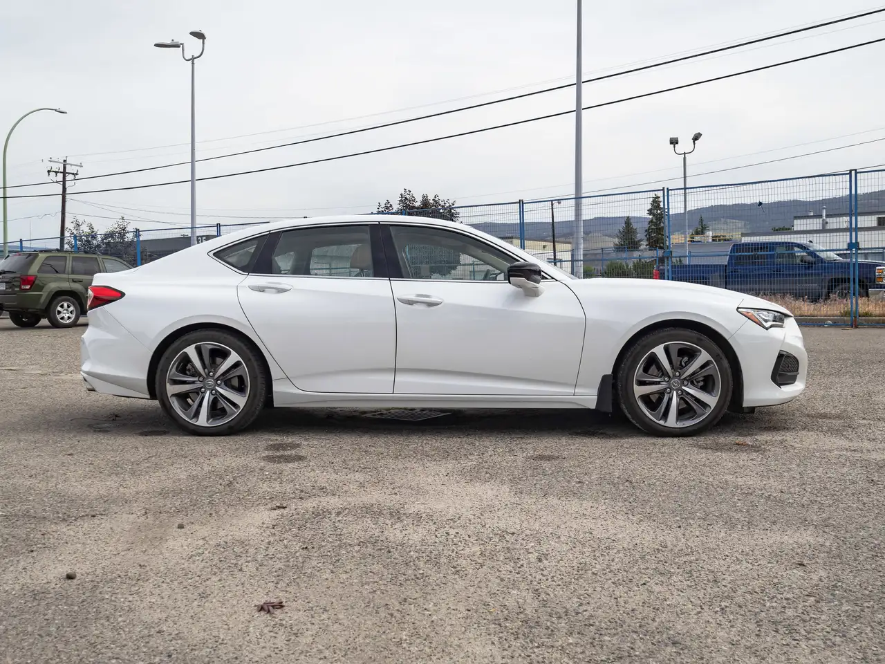 Acura TLX снимка Acura TLX
